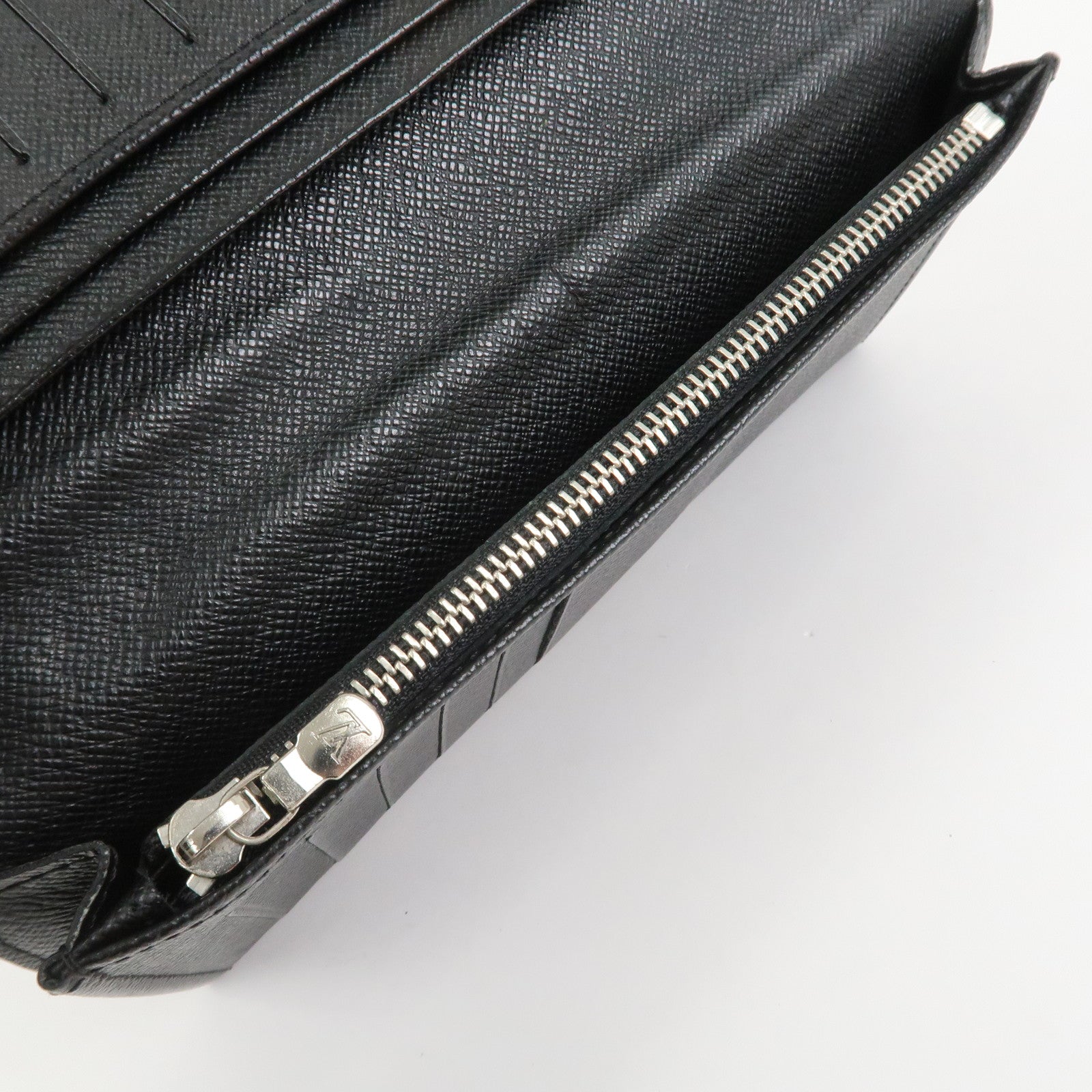 Louis Vuitton Damier Glaphite Portefeuille Brazza Wallet N62665