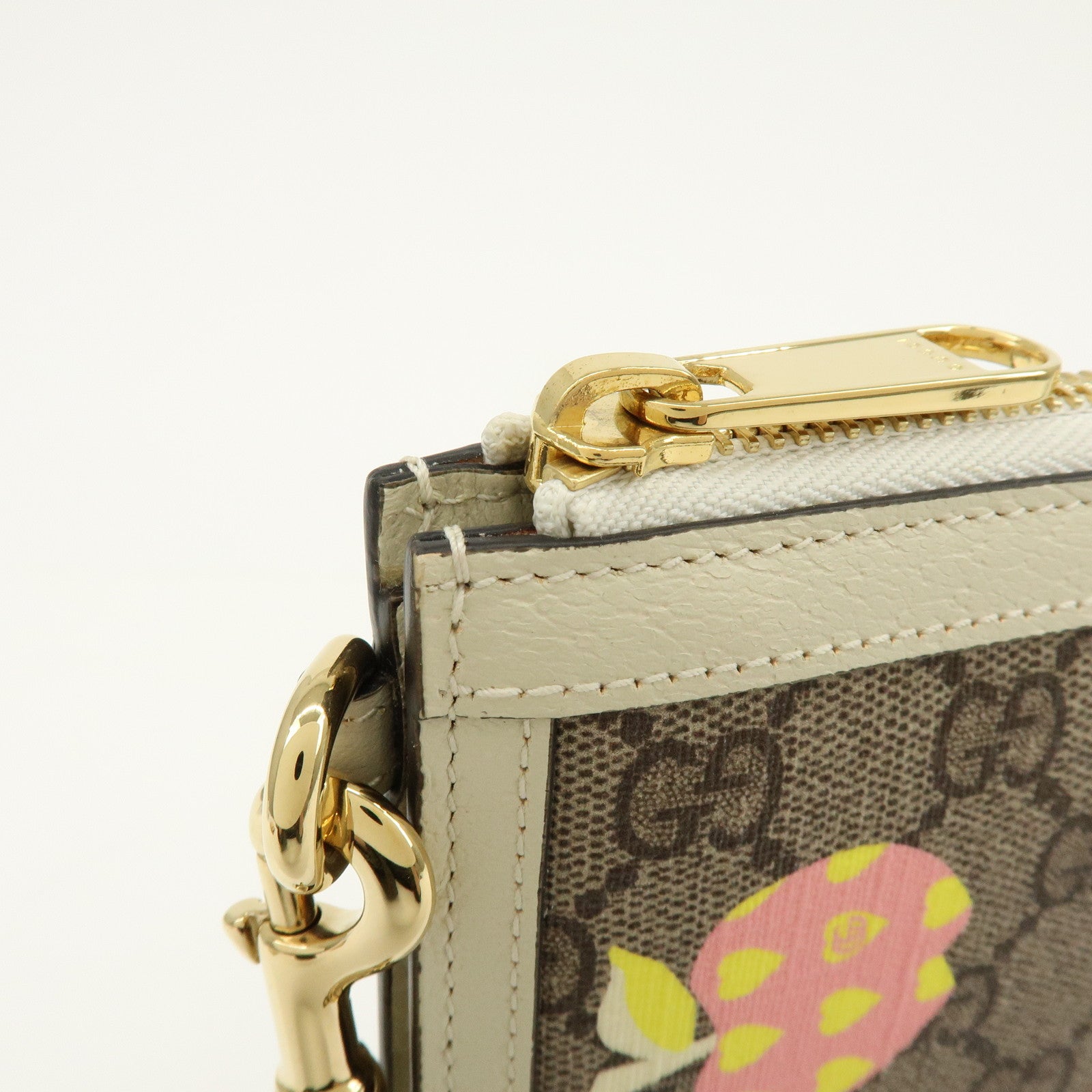 GUCCI Les Pommes Collection GG Supreme Leather Clutch Bag 664113