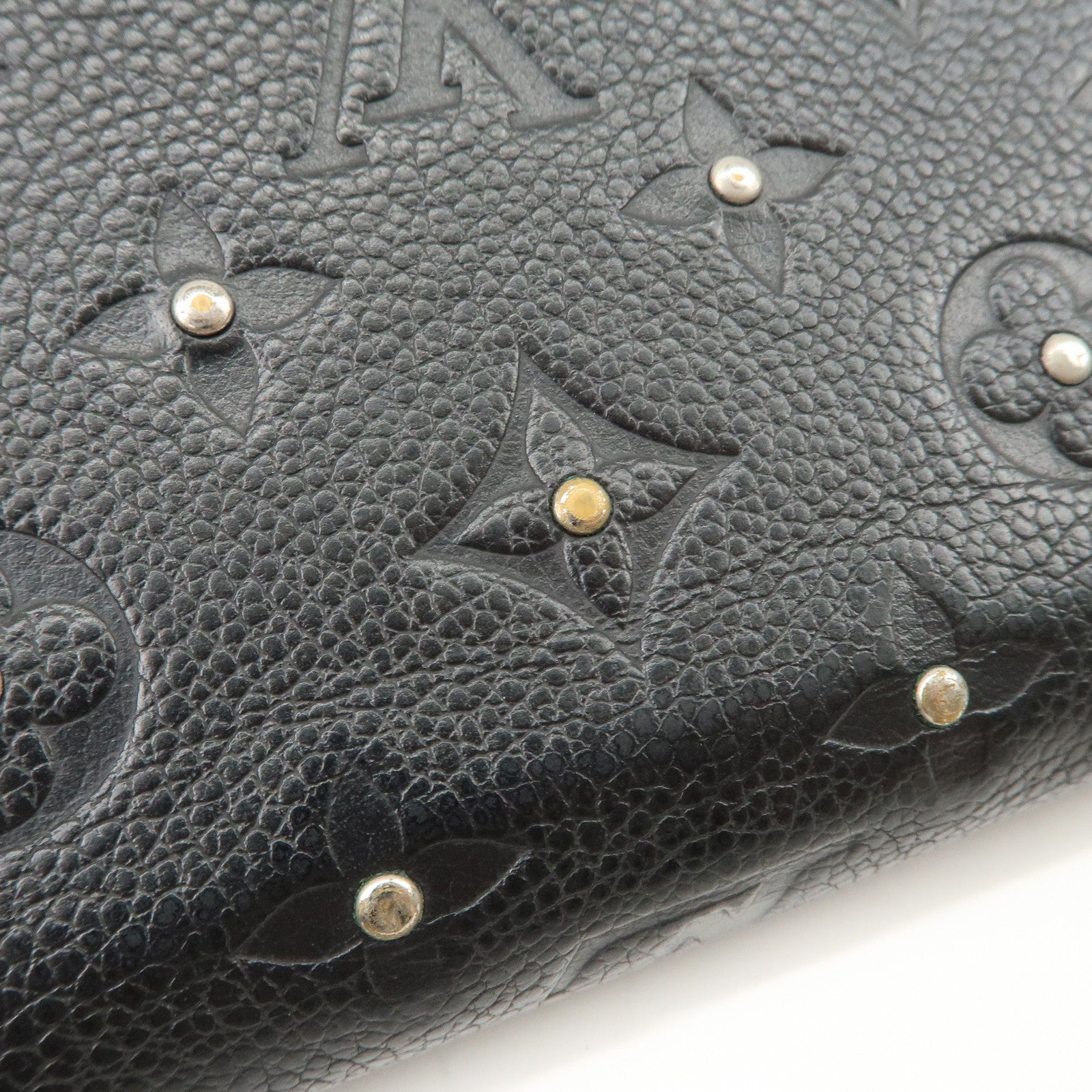 Louis Vuitton Empreinte Leather Studs Zippy Wallet Platine M61442