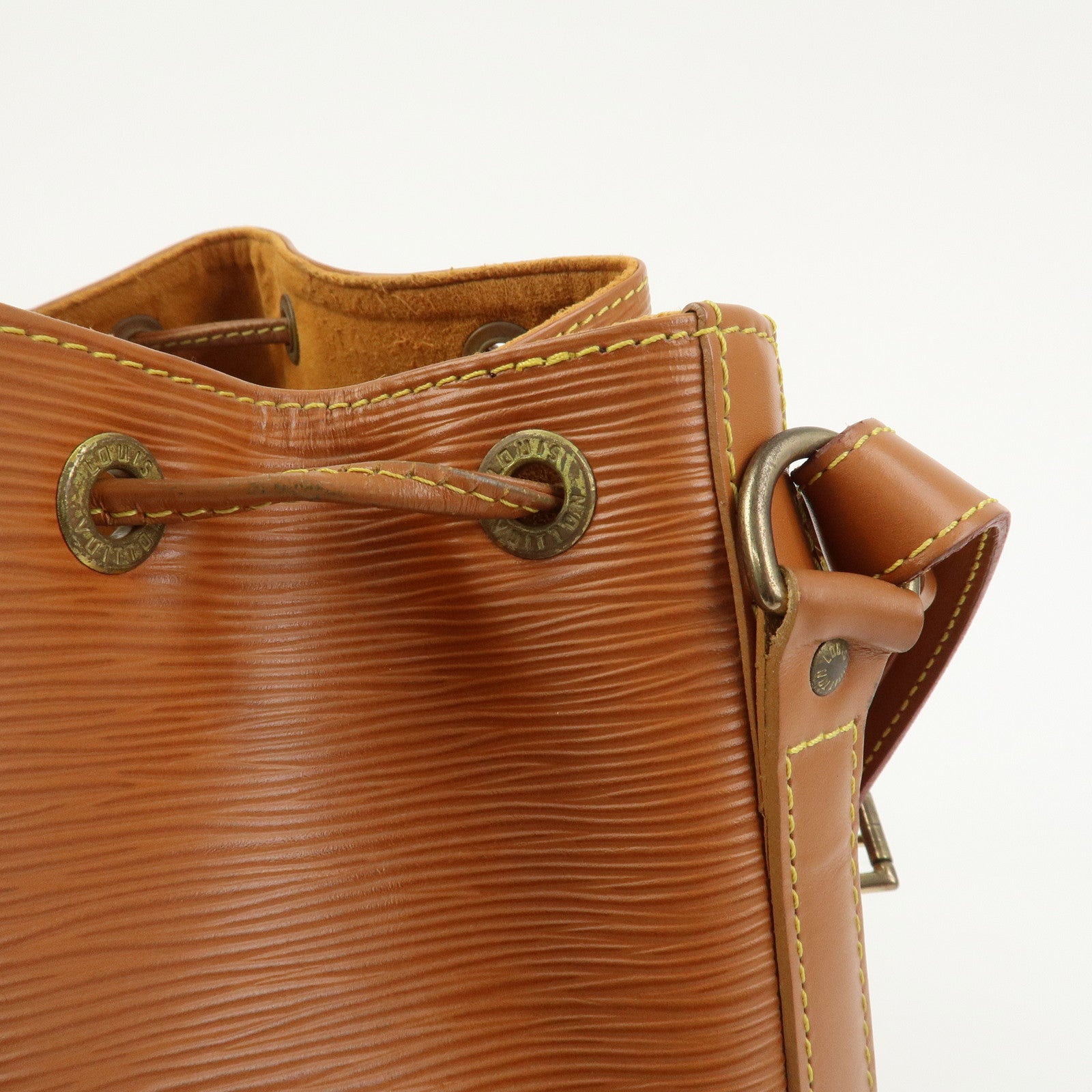 Louis Vuitton Epi Leather Petit Noe Shoulder Bag Zipang Gold M44108