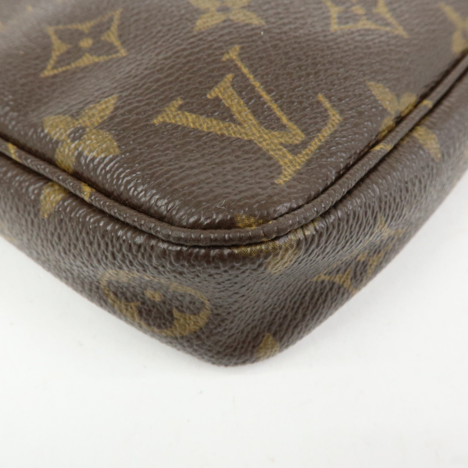 Louis Vuitton Monogram Pochette Accessoires Pouch Hand Bag M51980