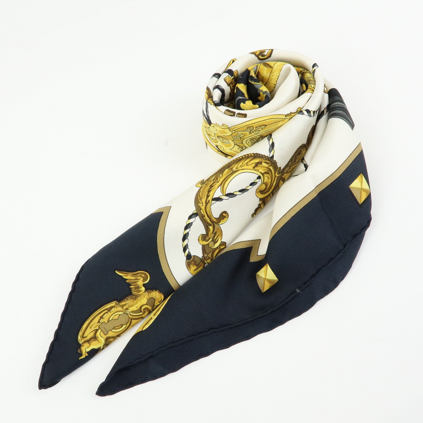 HERMES Carre 90 Silk 100% Scarf LES CLES THE KEYS RARE Black White