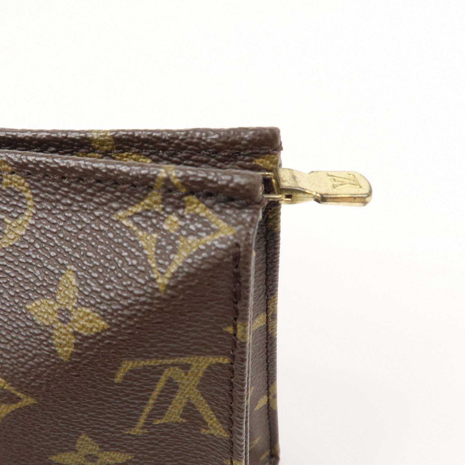 Louis Vuitton Monogram Poche Toilette 19 Clutch Bag Pouch M47544