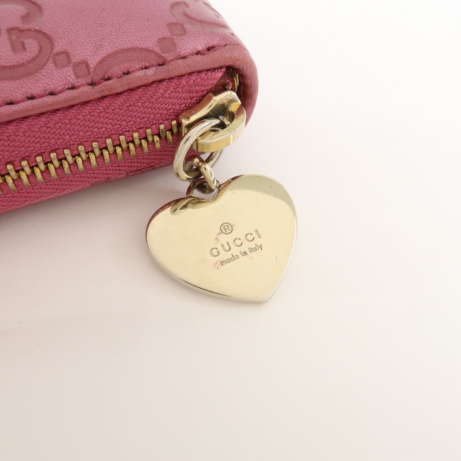 GUCCI Lovely Heart Guccissima Leather Round Zippy Long Wallet 278566