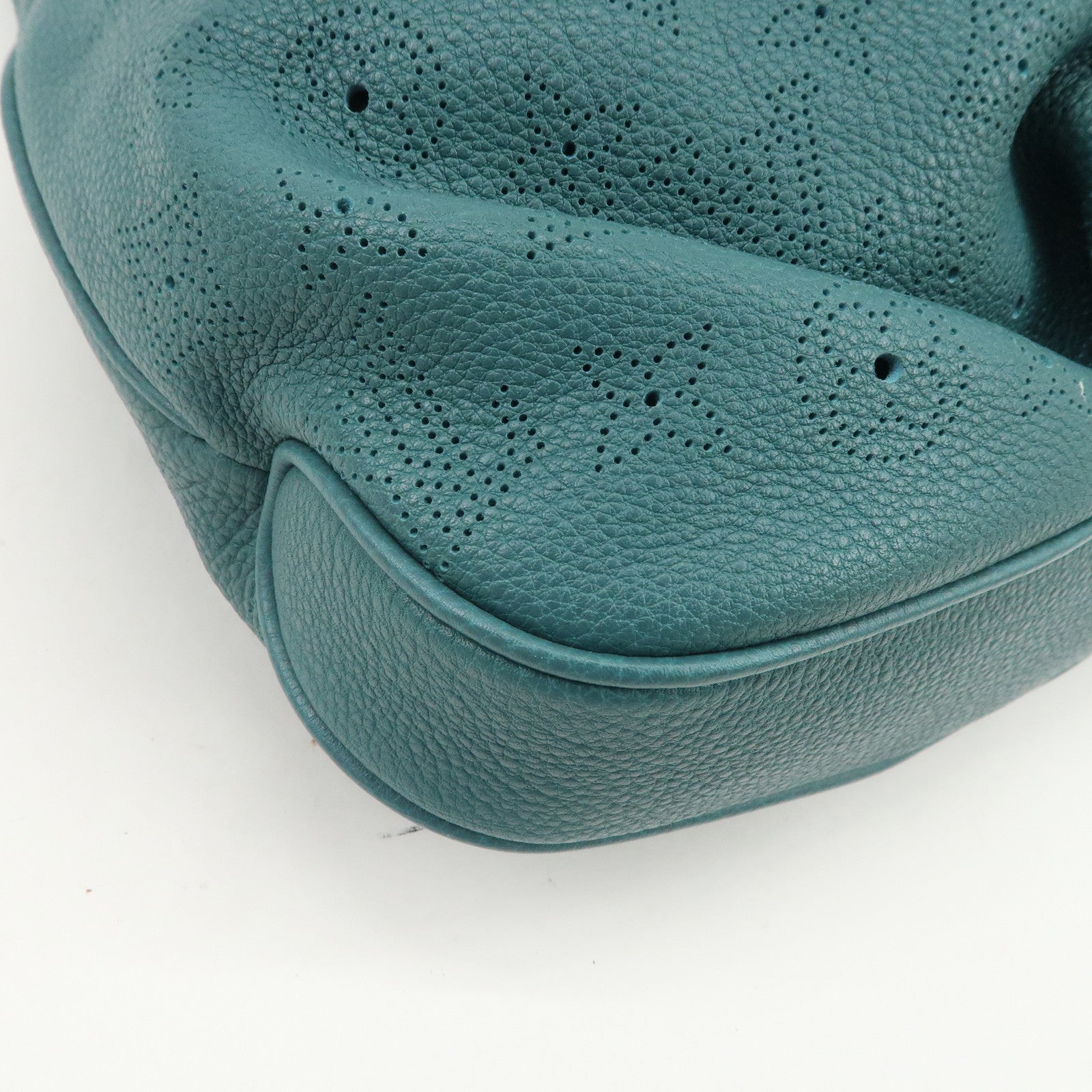 Louis Vuitton Monogram Mahina Selene MM Shoulder Bag Lagon M93986