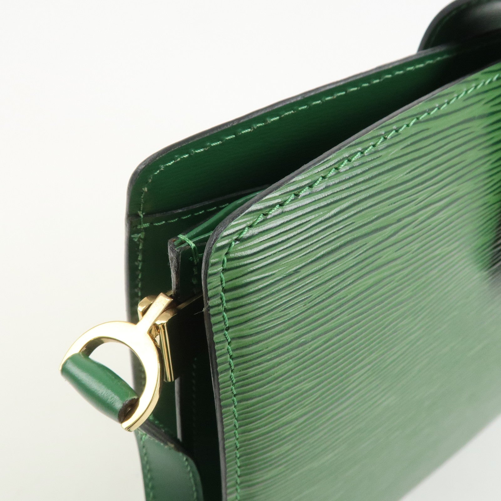 Louis Vuitton Epi Capucines Leather Shoulder Bag BorneoGreen M52344