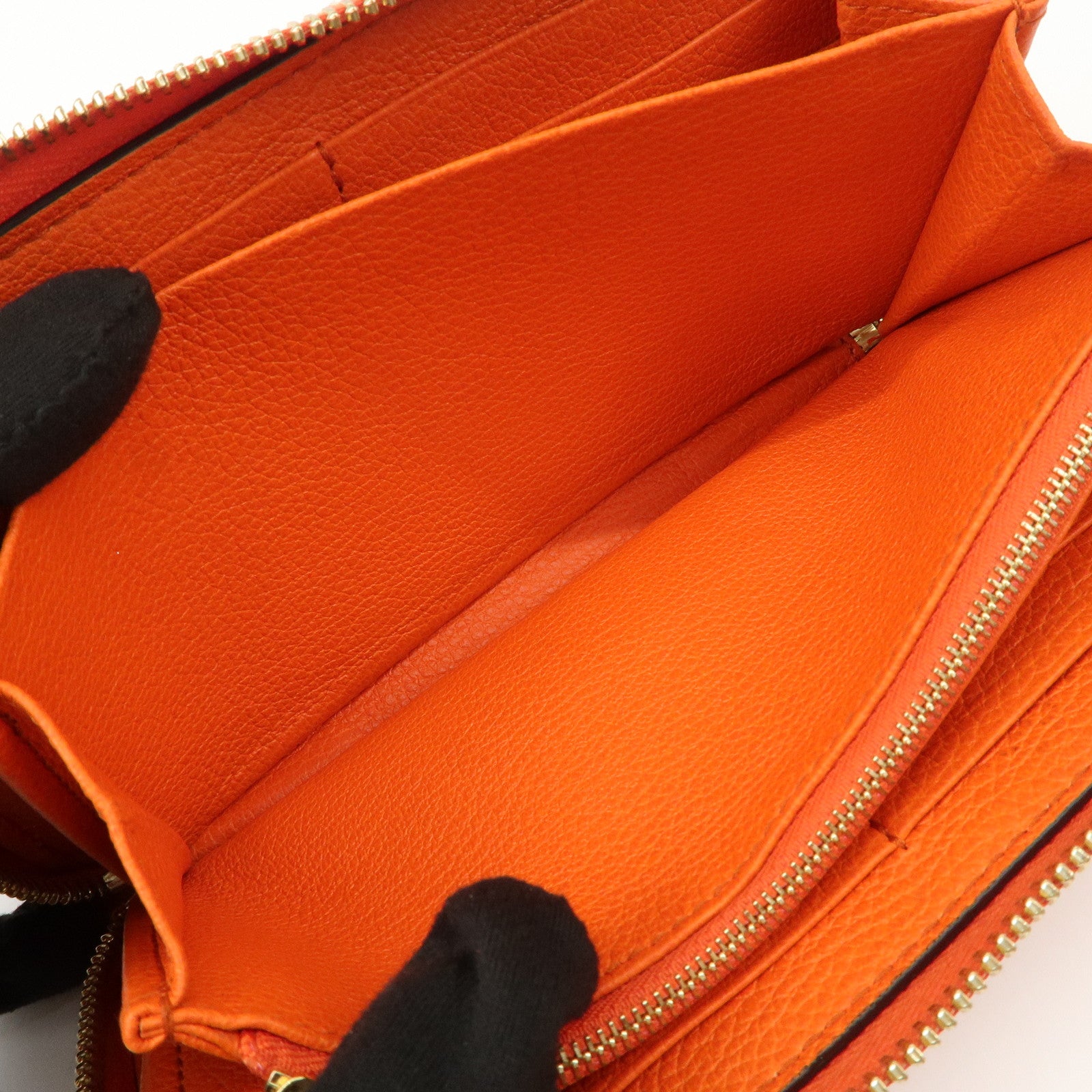 GUCCI Logo Leather Round Zippy Long Wallet Orange 658691