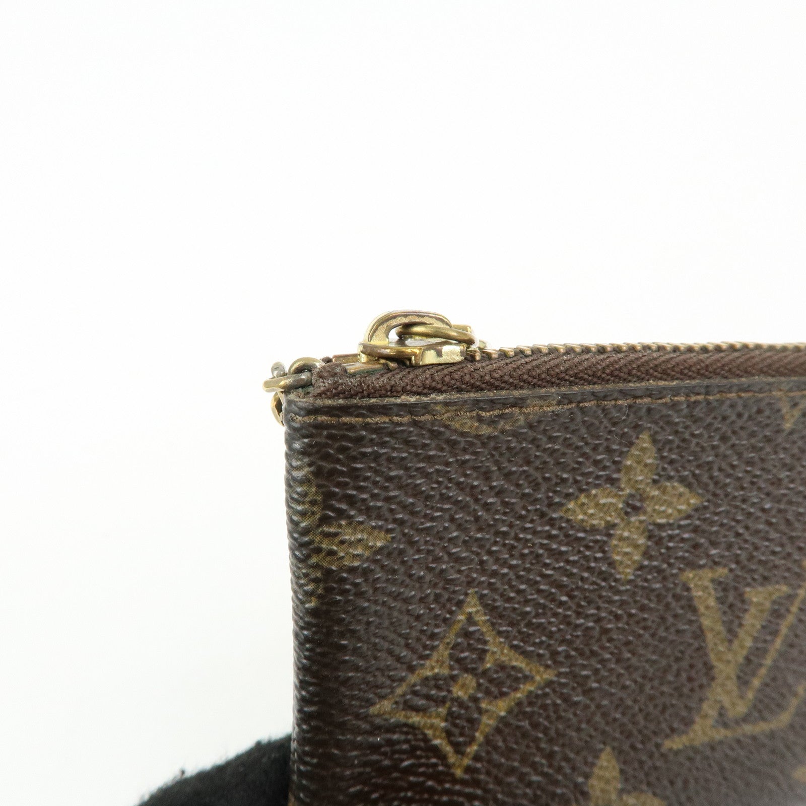 Louis Vuitton Monogram Pochette Cles Coin Case Key Case  M62650