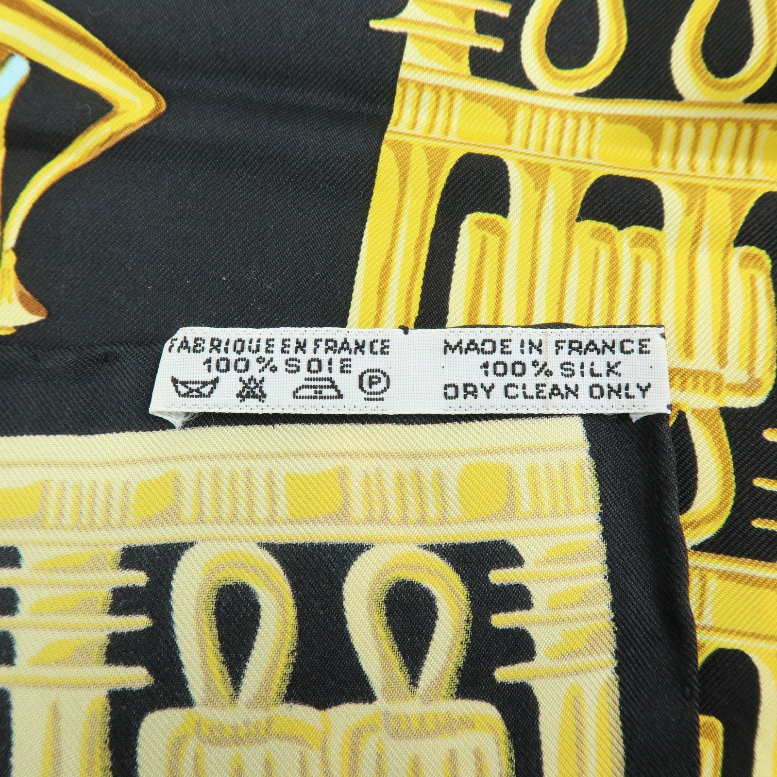 HERMES Carre 90 Silk 100% TUTANKHAMUN Scarf Gold Black
