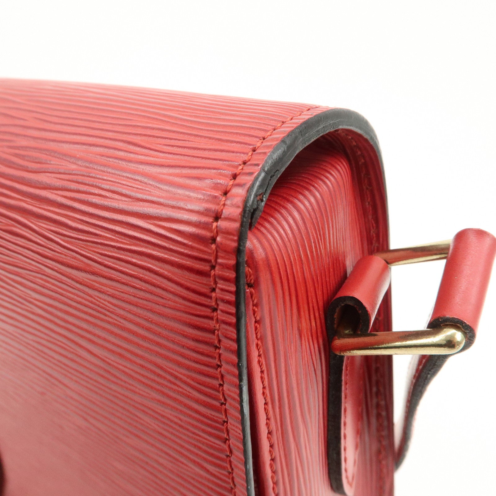 Louis Vuitton Epi Saint Cloud Shoulder Bag Crossbody Bag Red M52197