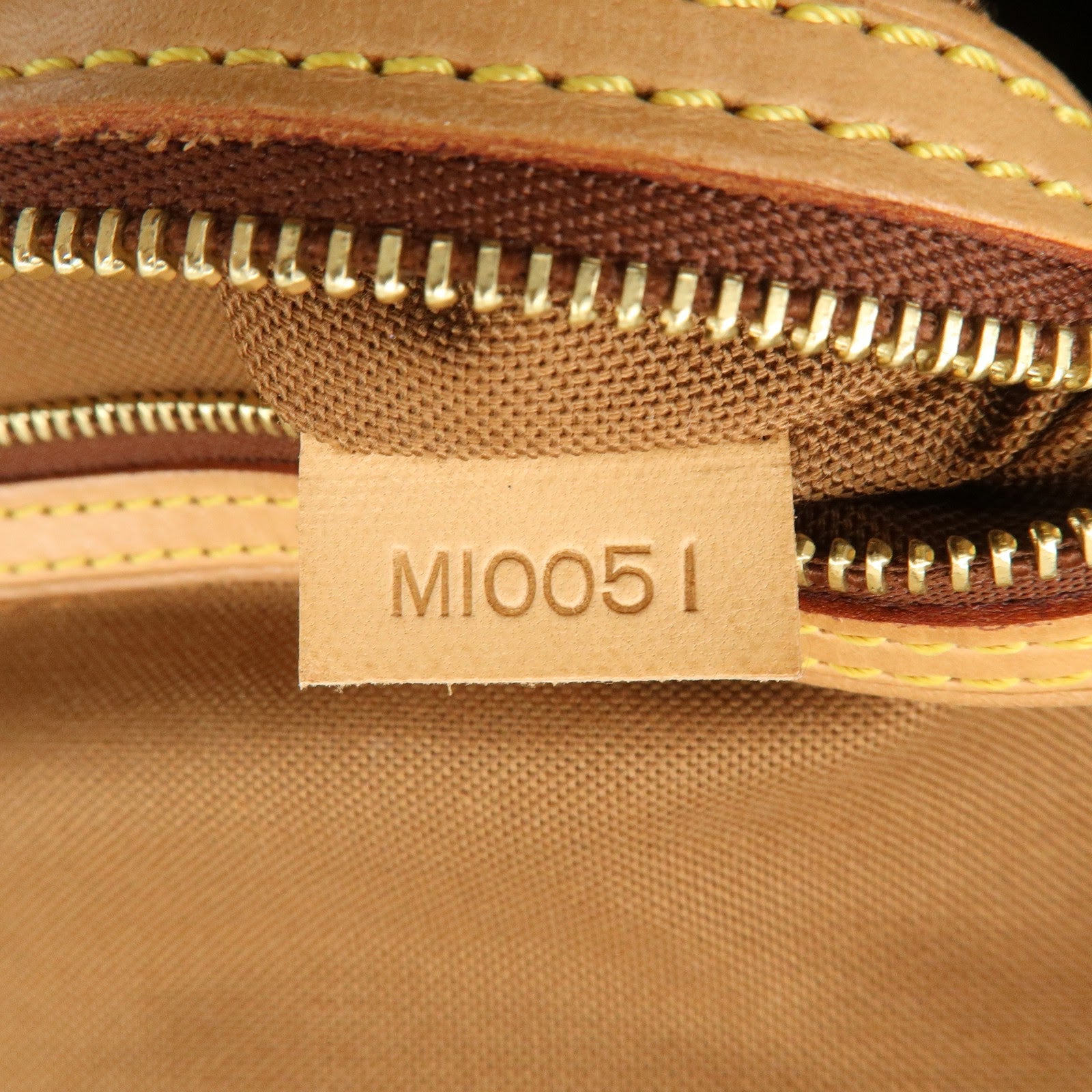 Louis Vuitton Monogram Mini Looping Shoulder Bag Hand Bag M51147 Used