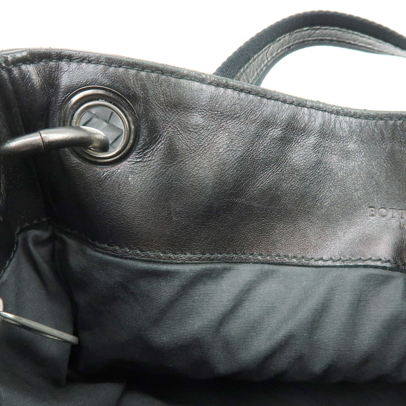 BOTTEGA VENETA Intrecciato Leather Shoulder Bag Black 172736