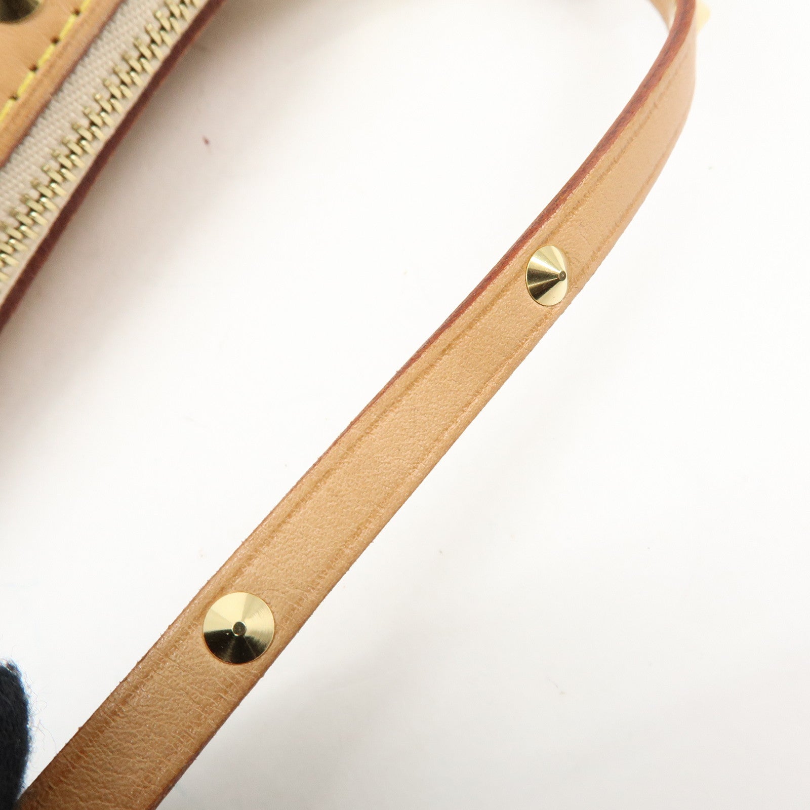 Louis Vuitton Monogram Multicolor Pochette Accessoires Noir M92648