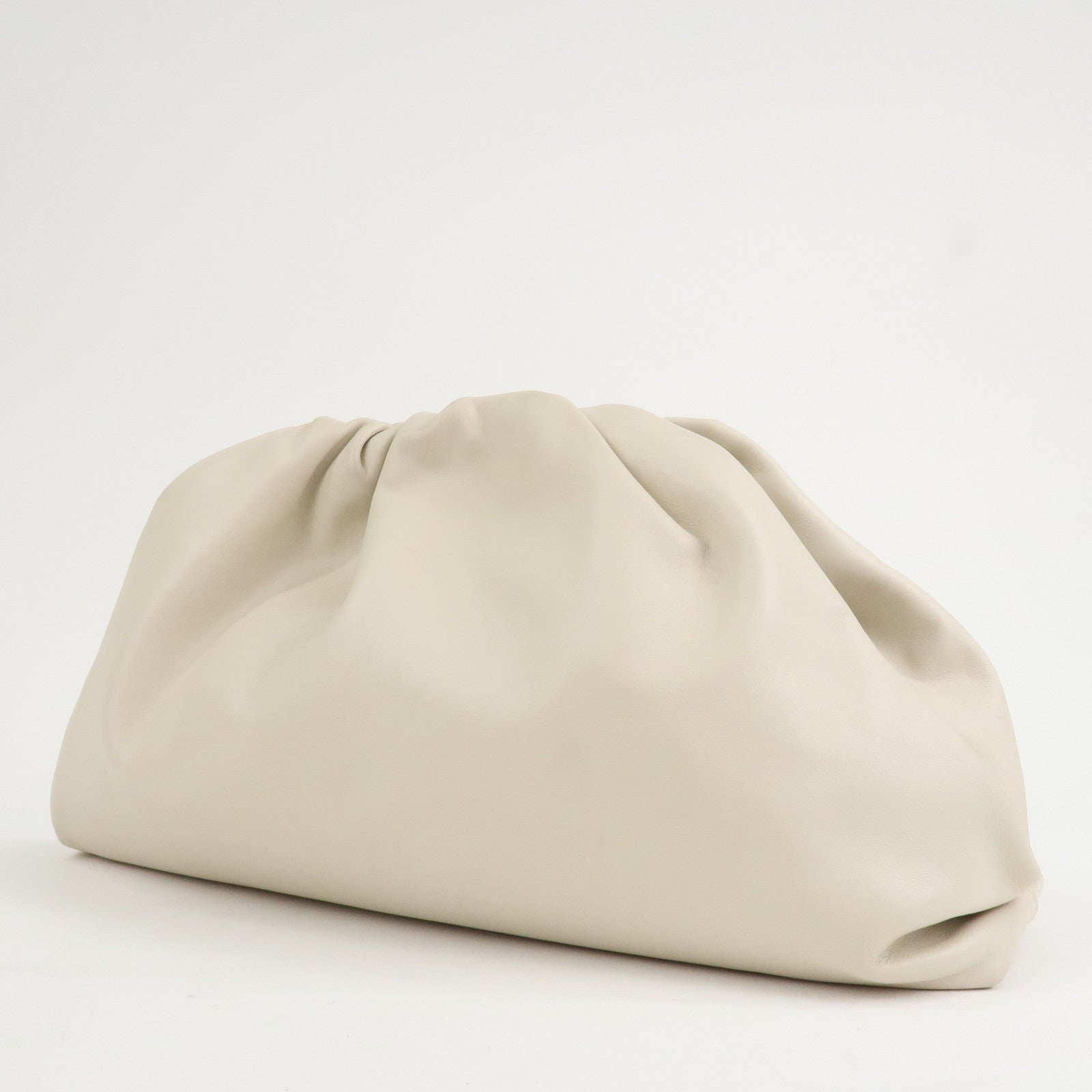 BOTTEGA VENETA Leather The Pouch Clutch Bag Hand Bag Ivory