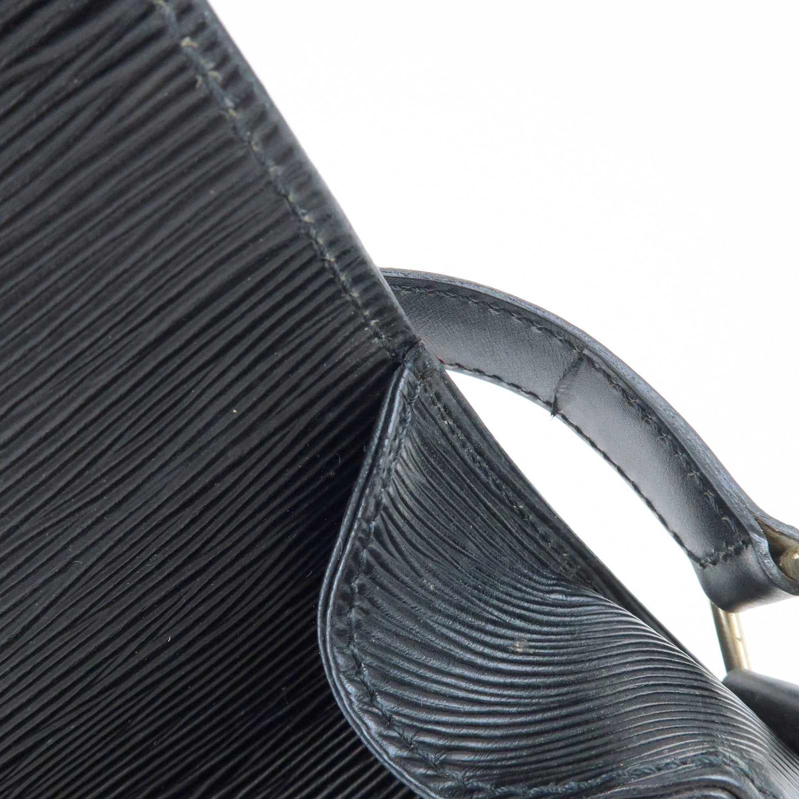 Louis Vuitton Epi Saint Cloud Shoulder Bag Black Noir M52192