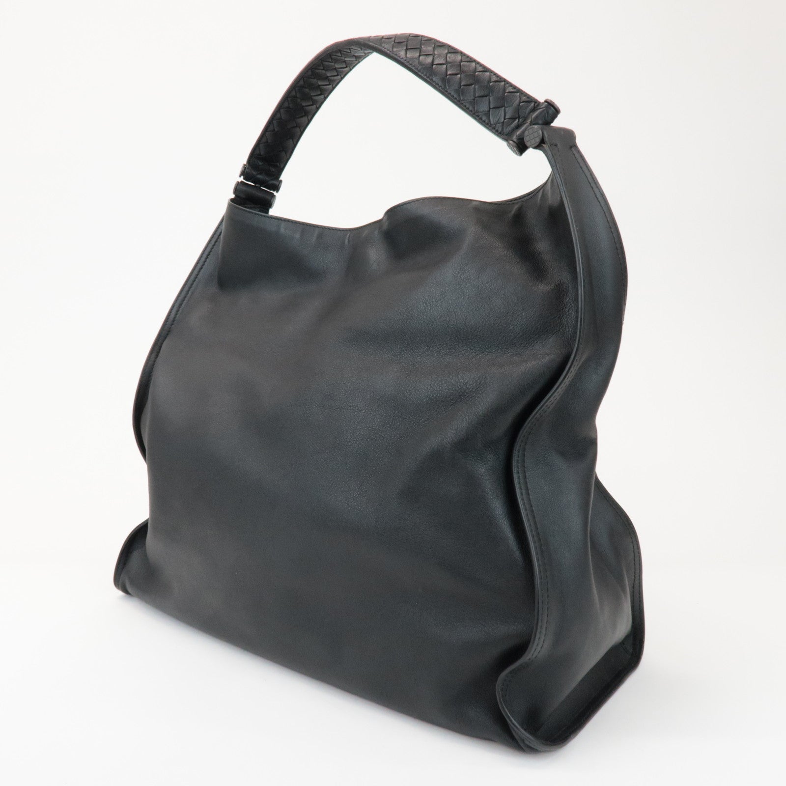 BOTTEGA VENETA Intrecciato Leather Shoulder Bag Black