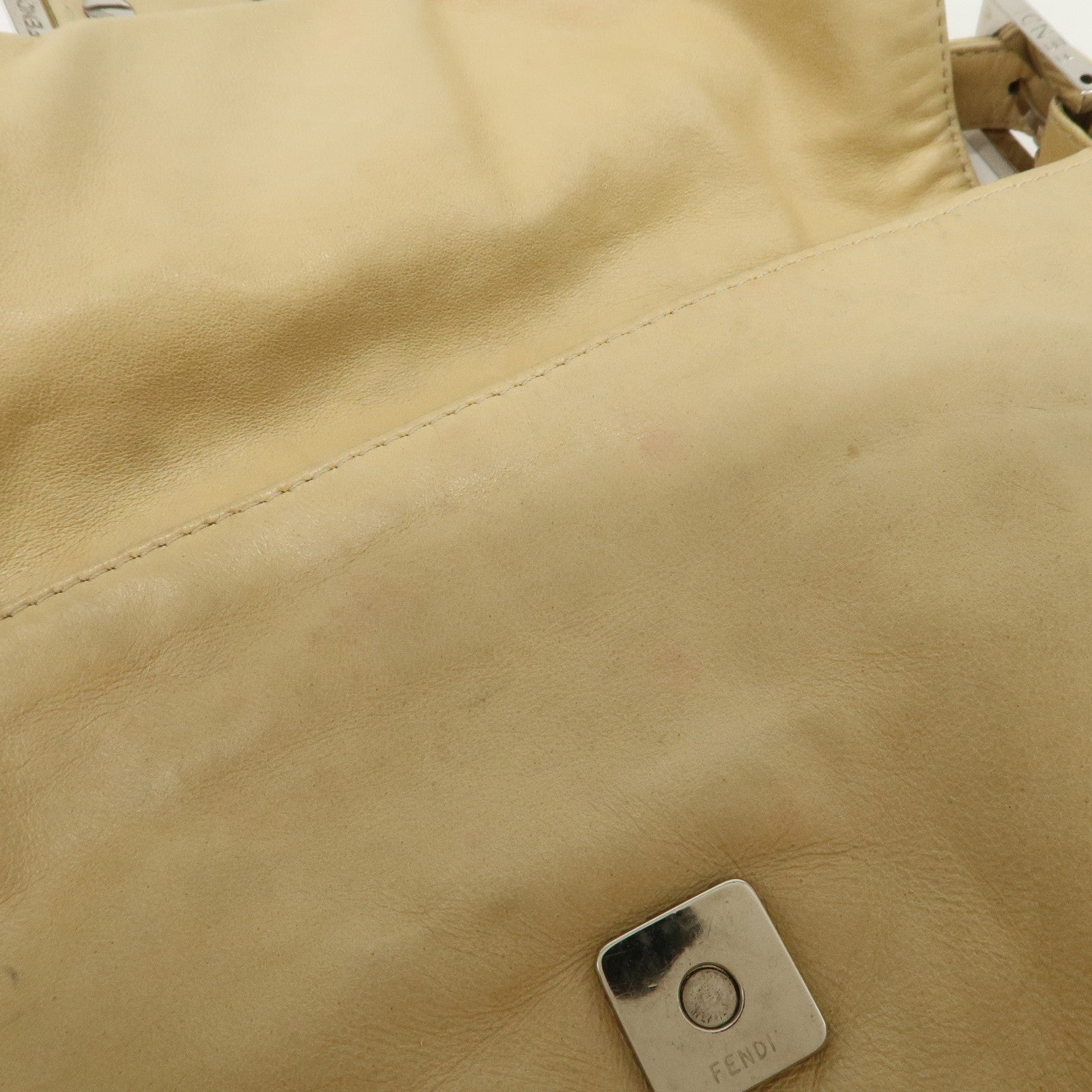 FENDI Mamma Baguette Leather Shoulder Bag Hand Bag Ivory 26424