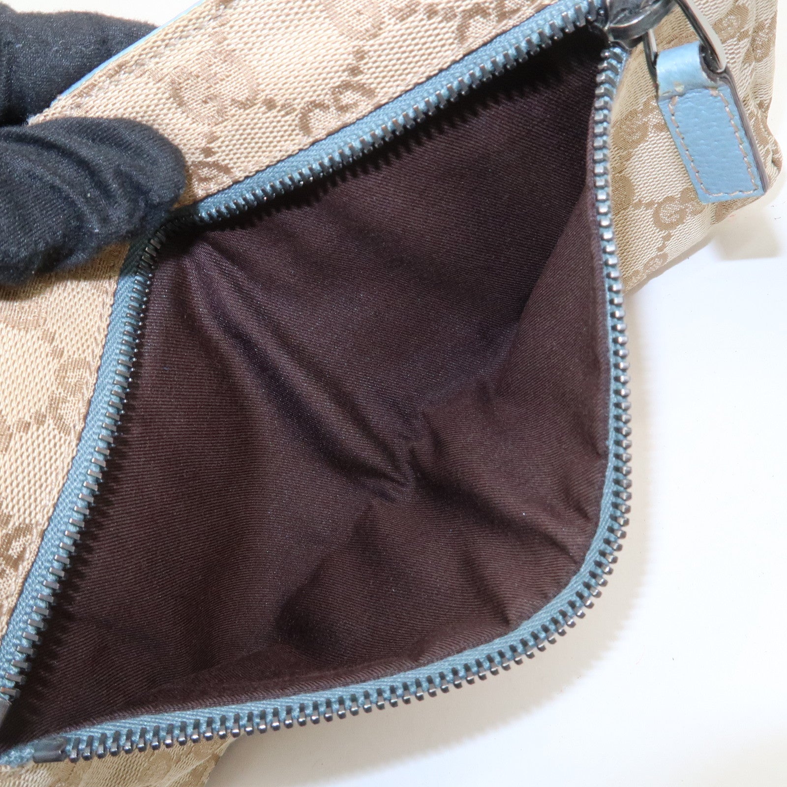 GUCCI Sherry GG Monogram Canvas Leather Body Bag Waist Pouch 162962