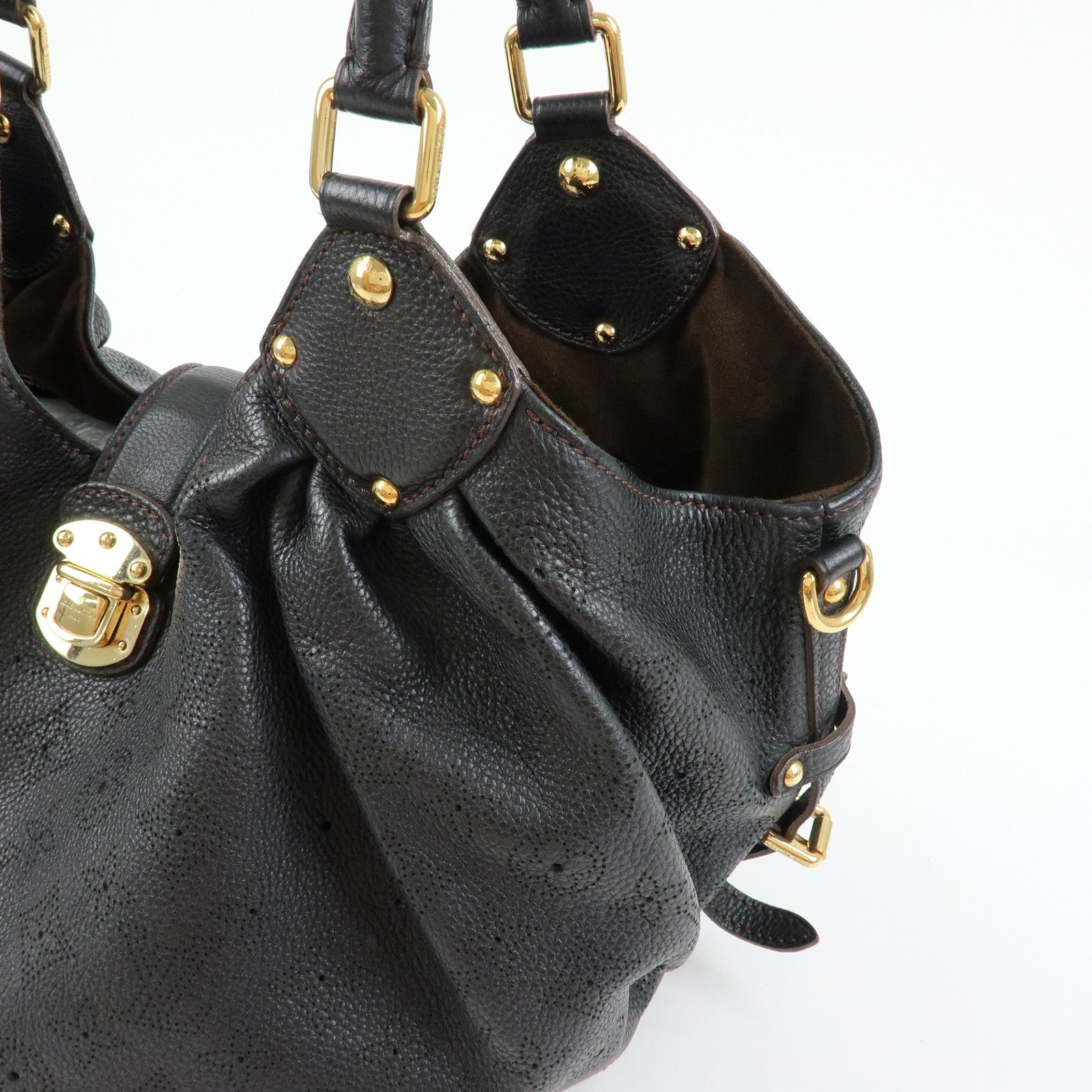 Louis Vuitton Monogram Leather Mahina L Shoulder Bag Noir M95765