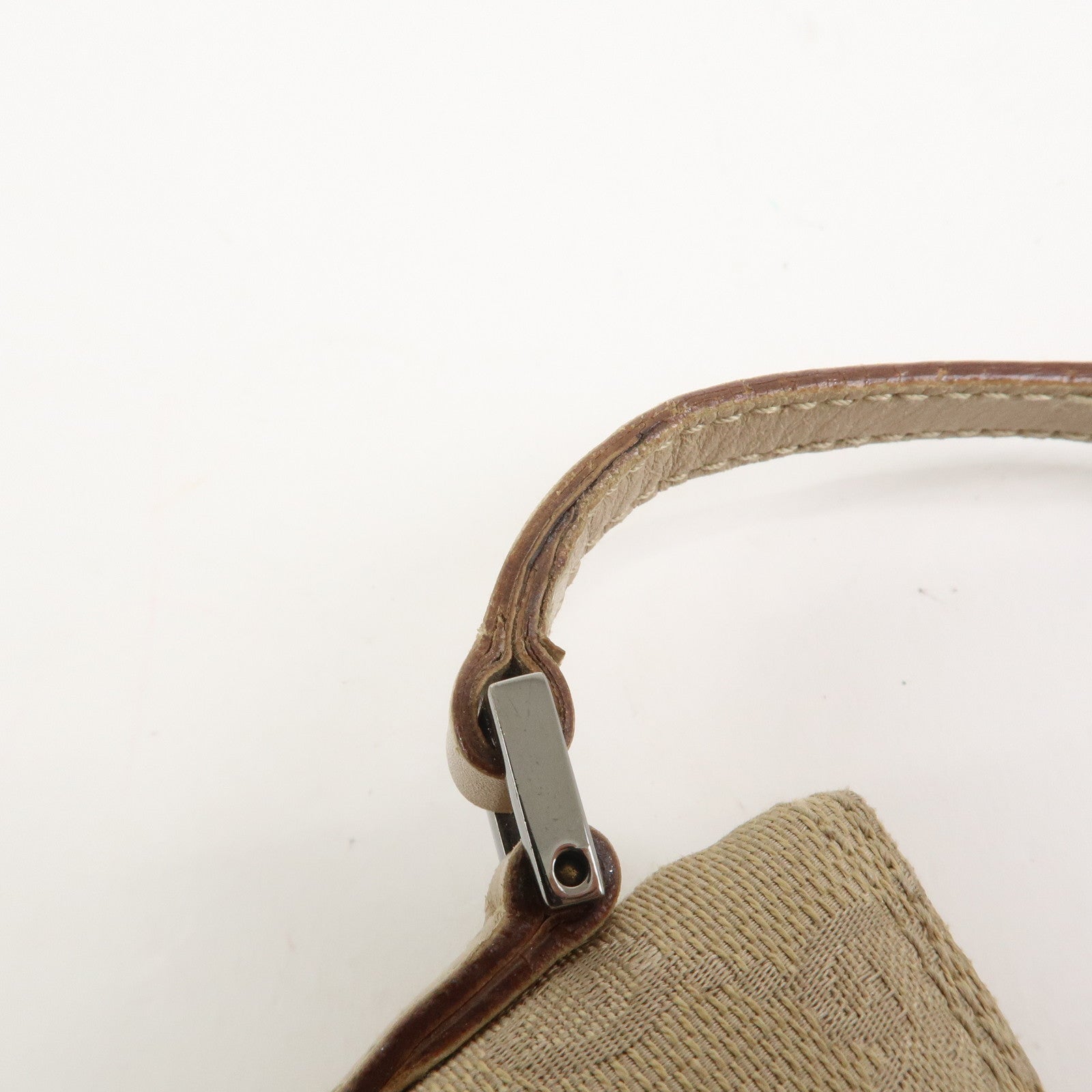 GUCCI Boat Bag GG Canvas Leather Hand Bag Pouch Beige 07198