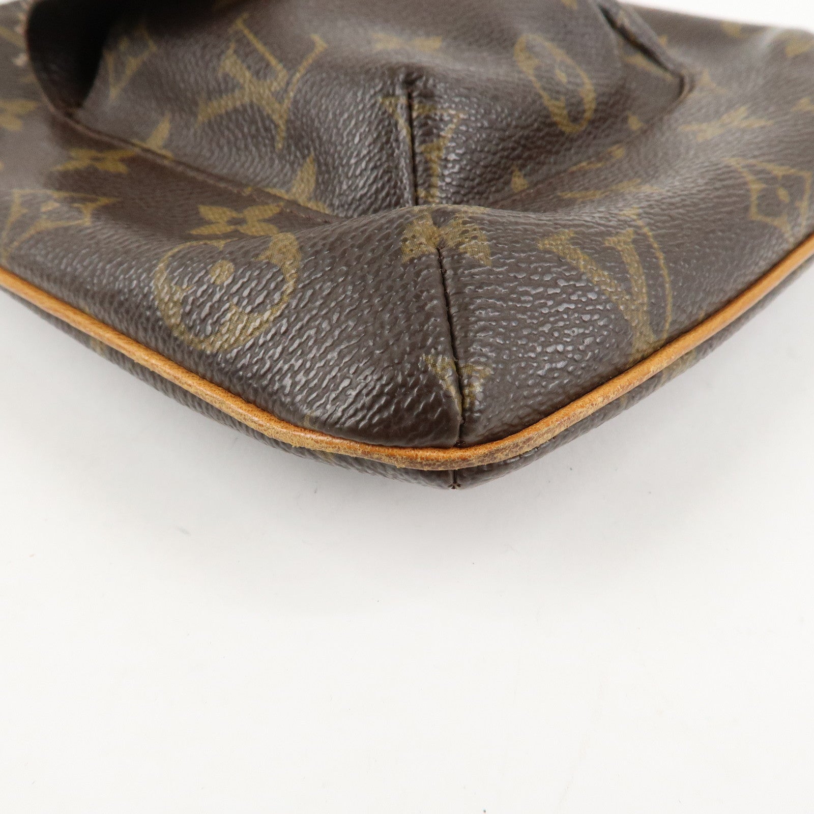 Louis Vuitton Monogram Partition Pouch Wristlet Bag M51901 Used