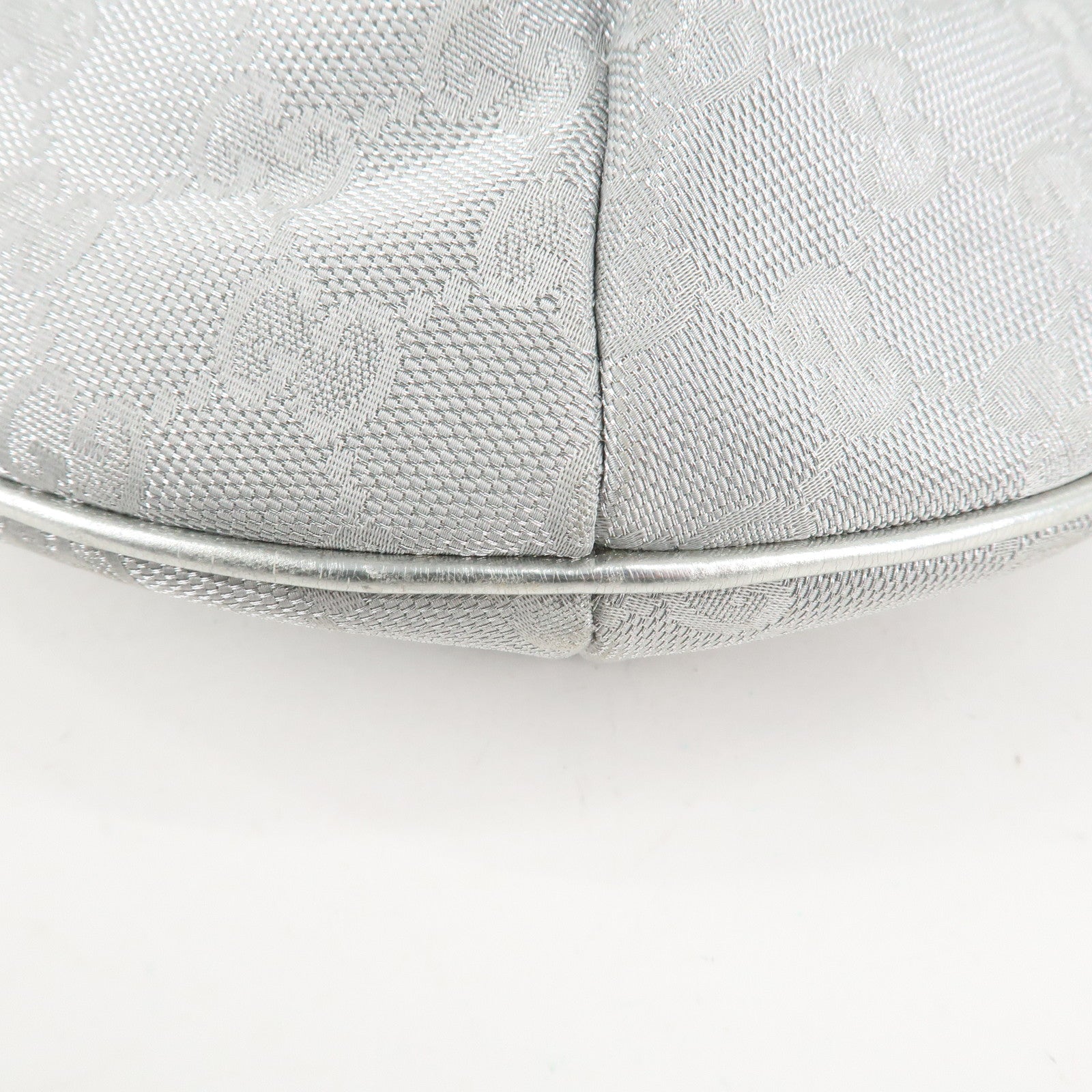 GUCCI Sherry GG Canvas Leather Shoulder Bag Silver 192756 Used