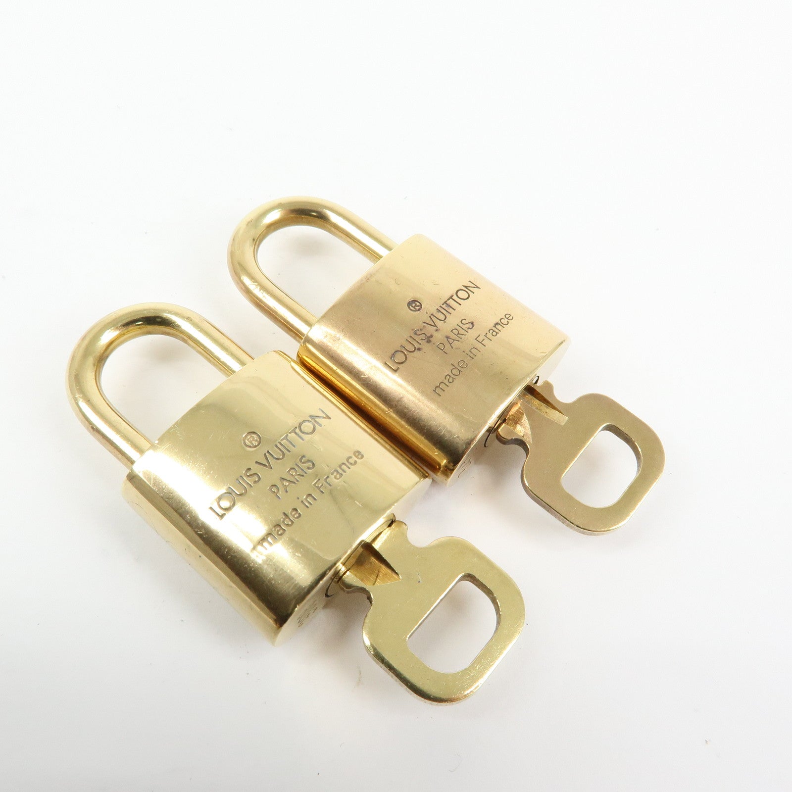 Louis Vuitton Set of 10 Lock & Key Cadena Key Lock Used