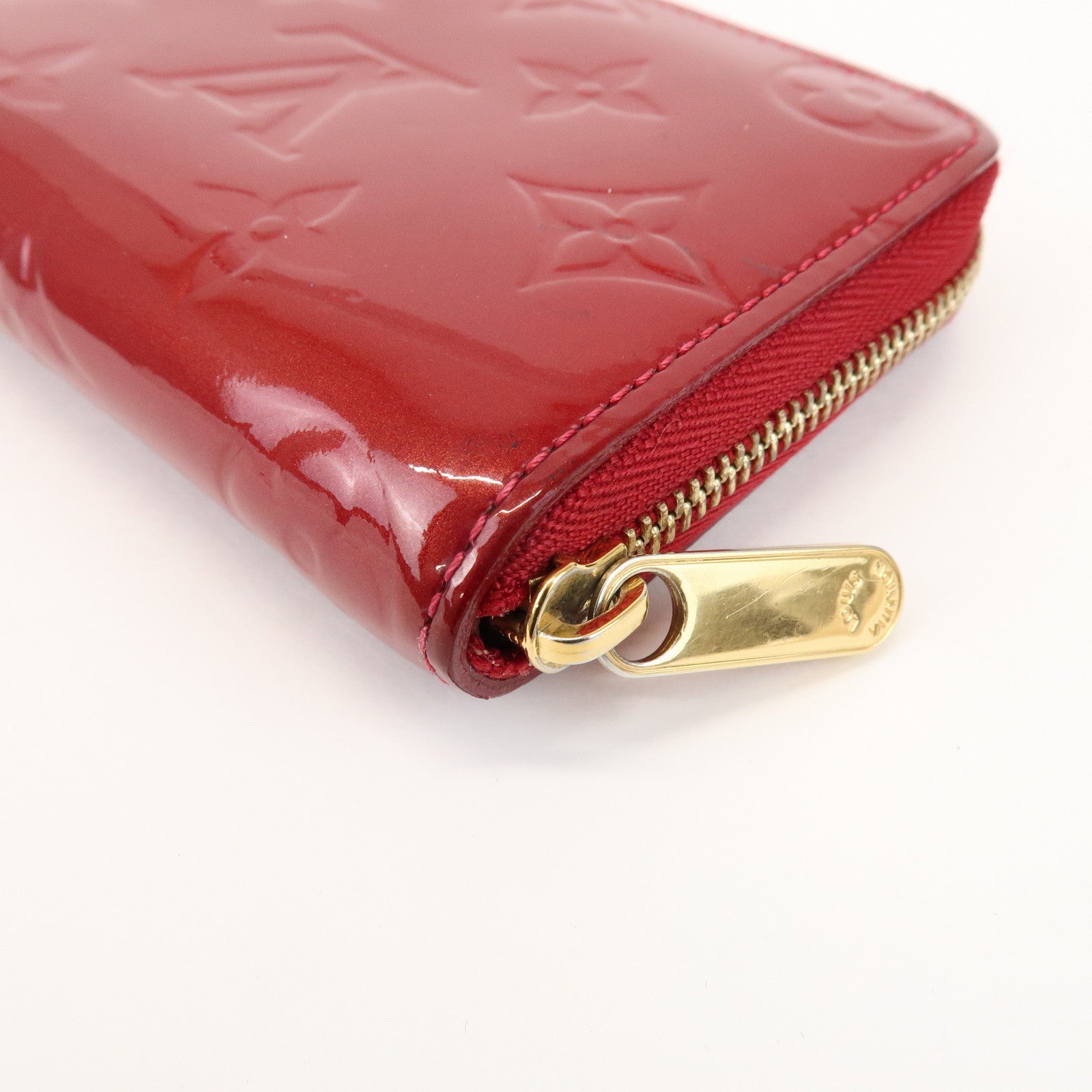 Louis Vuitton Monogram Vernis Leather Zippy Coin Case Pomme d'Amour