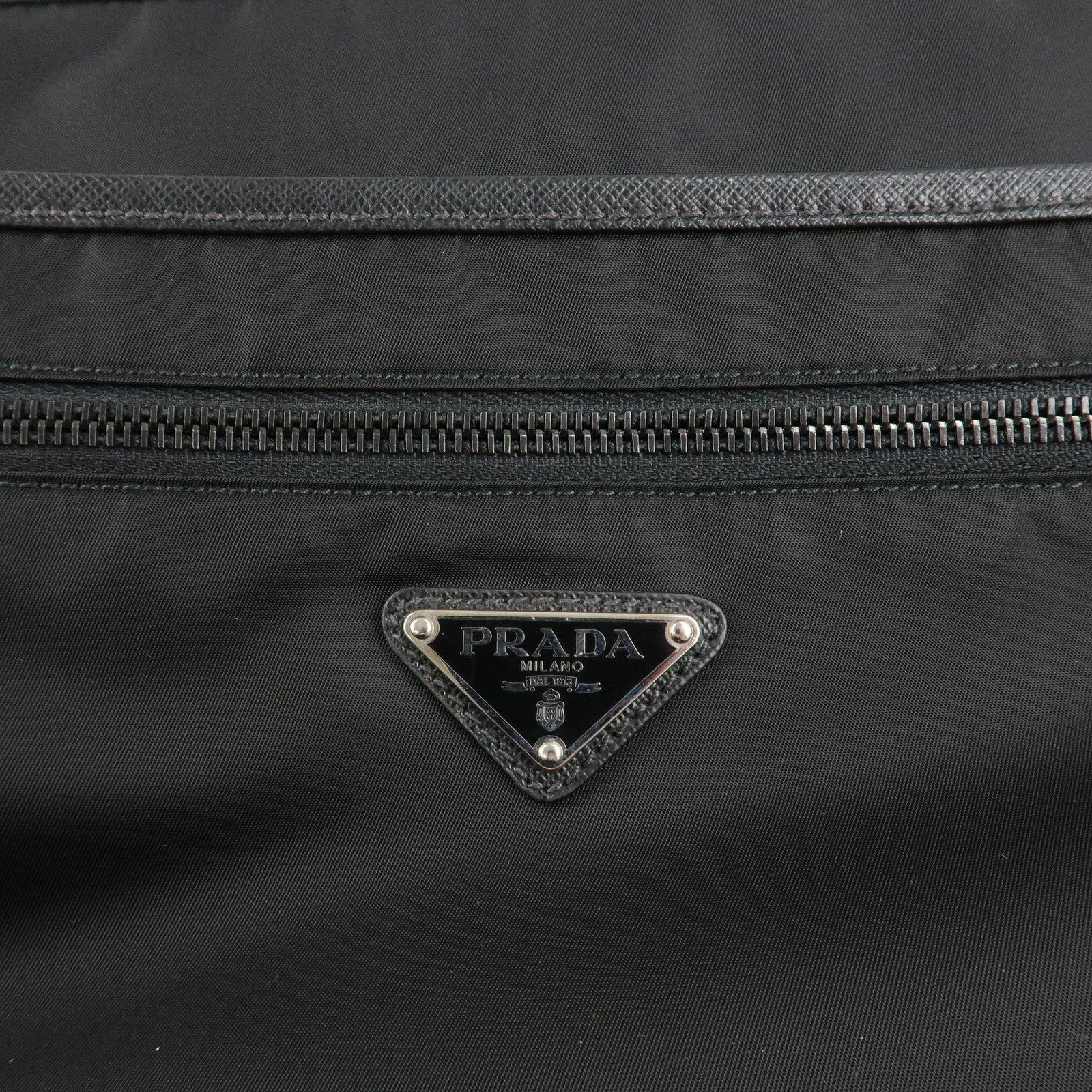 PRADA Triangle Logo Nylon Shoulder Bag Messenger Bag Black 2VH953 Used