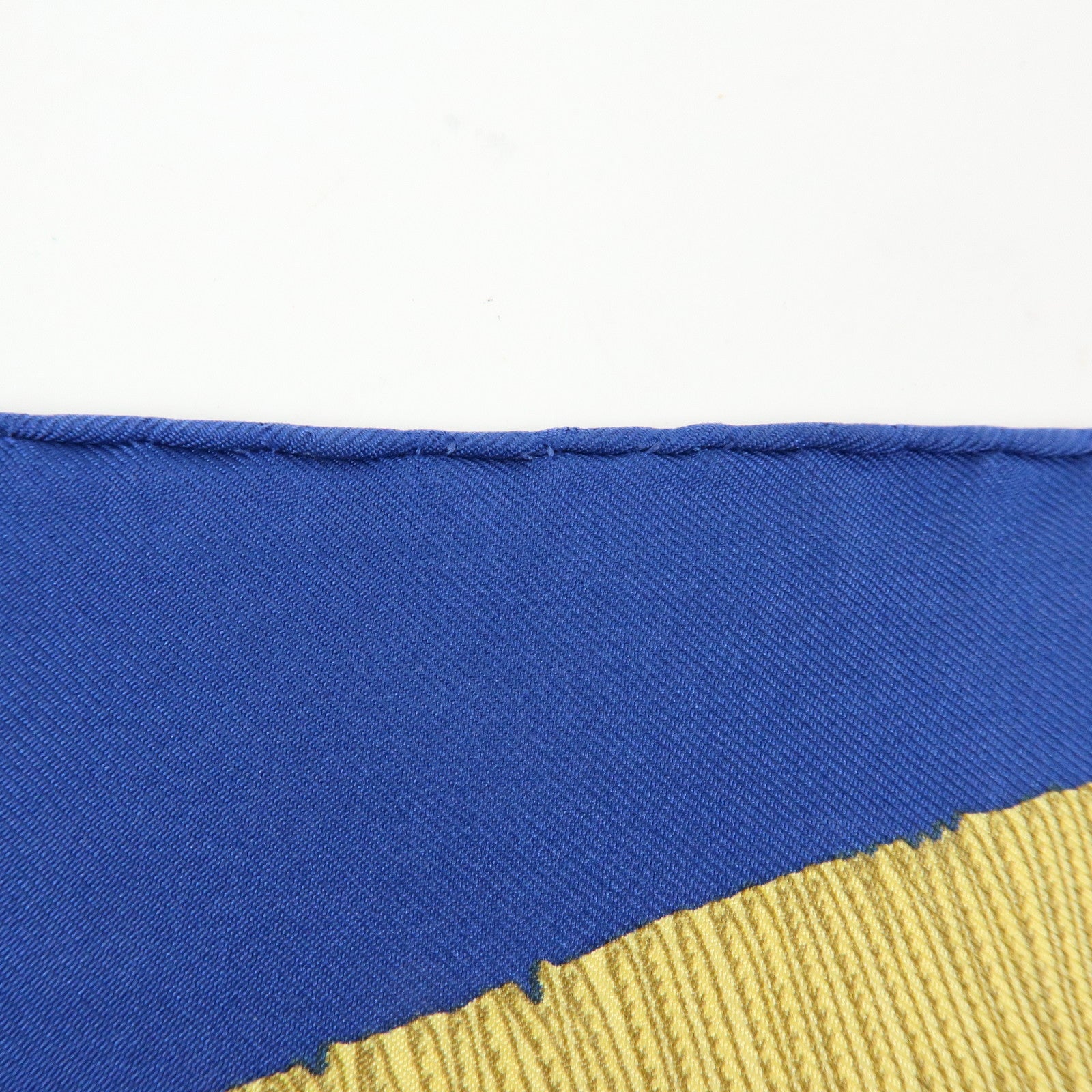 HERMES Carre 90 Silk 100% Scarf Poste et Cavalerie Blue Yellow Red