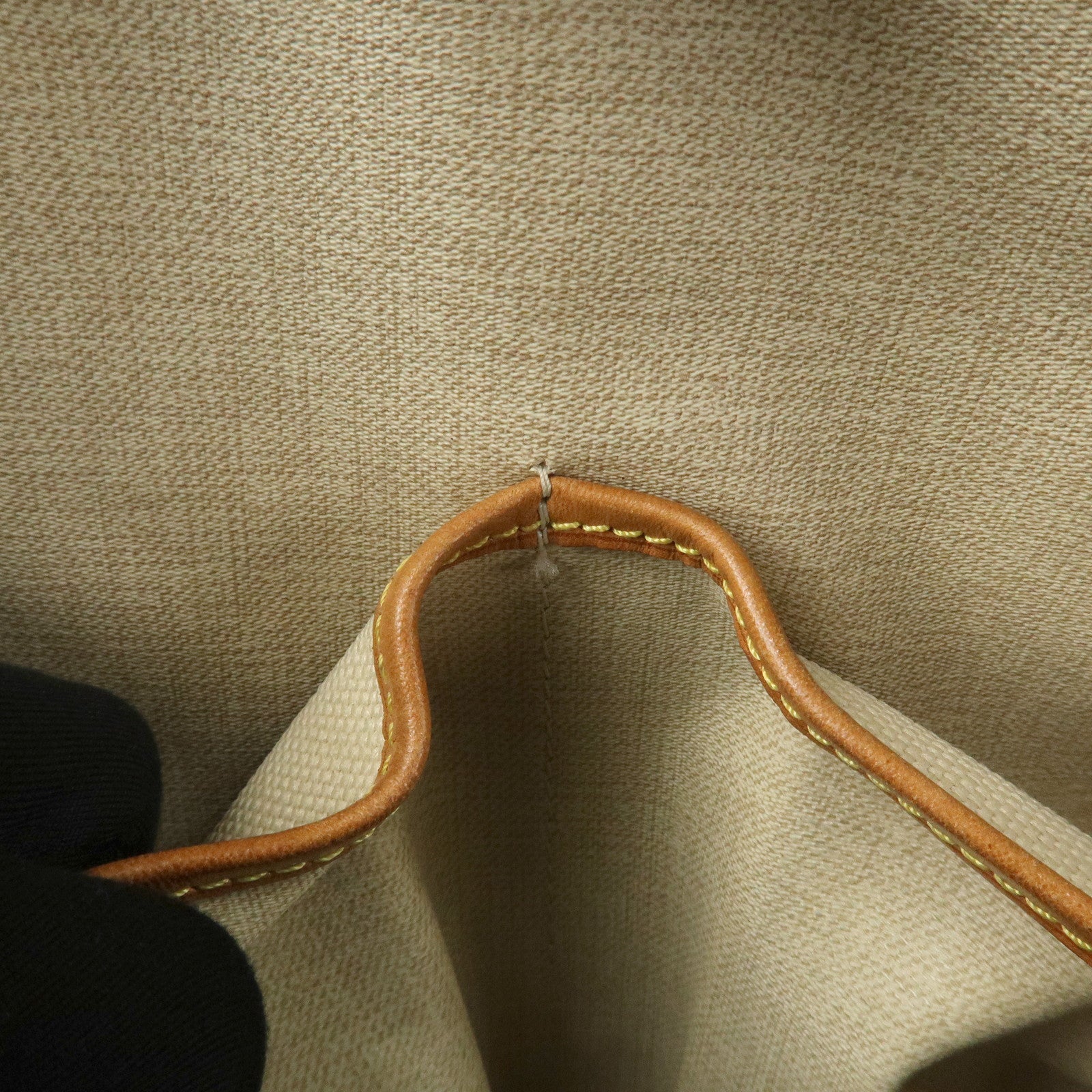 Louis Vuitton Leather Canvas Monogram Deauville Hand Bag M47270 Used
