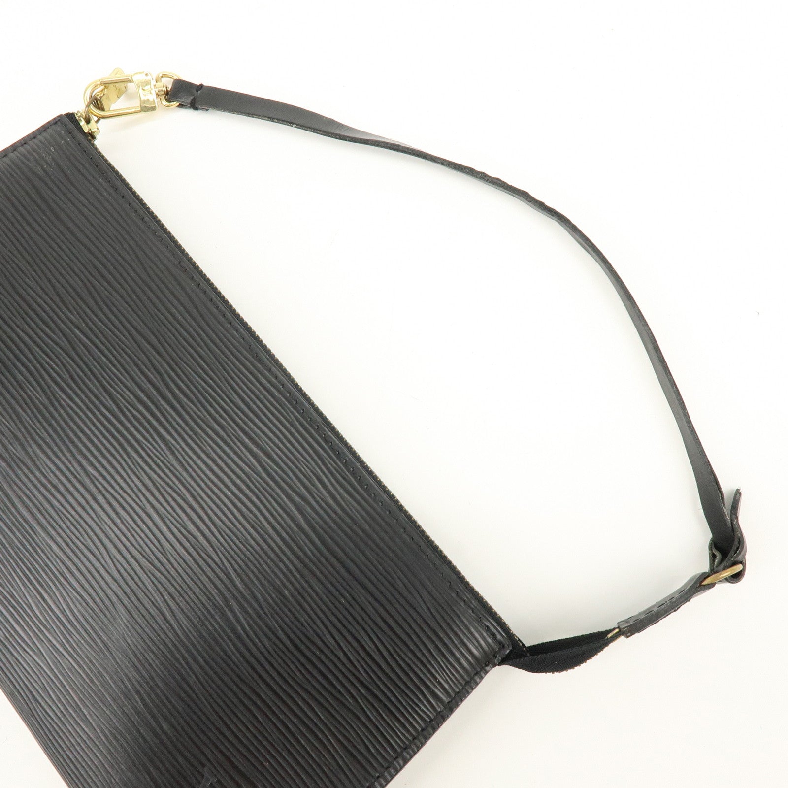 Louis Vuitton Epi Pochette Accessoires Clutch Bag Noir M52942