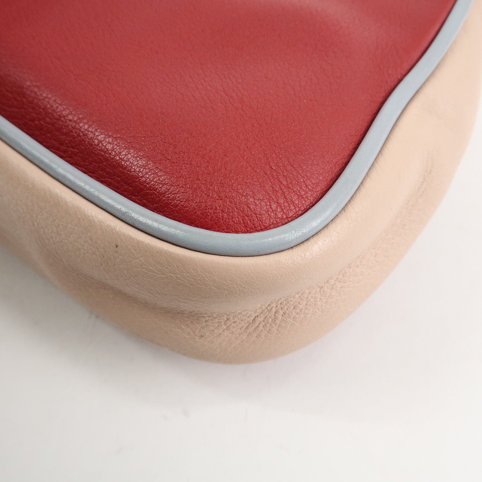 FENDI Leather Chain Shoulder Bag Purse Crossbody Bag Red 8M0276 Used