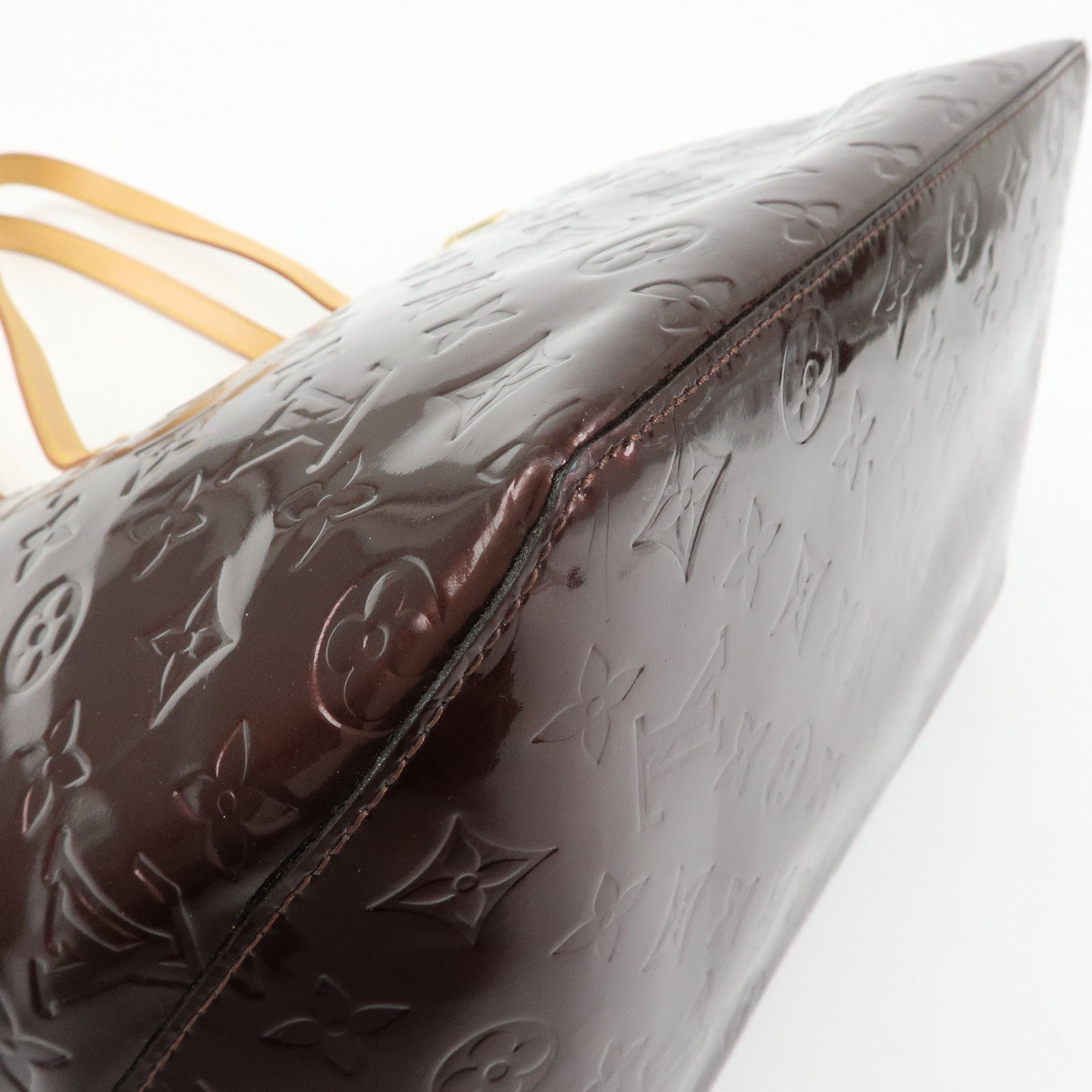 Louis Vuitton Monogram Vernis Bellevue GM Hand Bag Amarante M93589