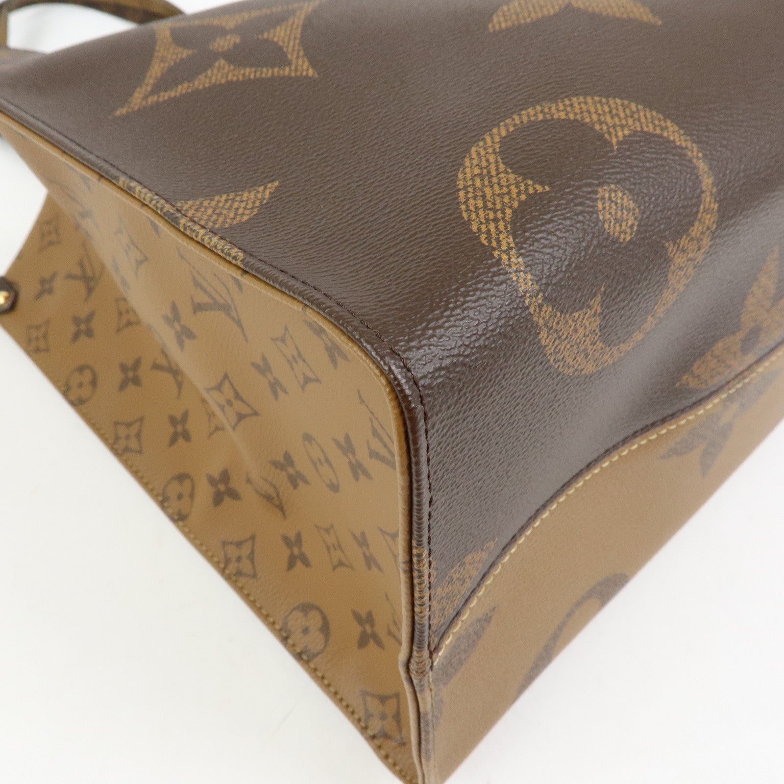 Louis Vuitton Monogram Giant Canvas On The Go MM Hand Bag M44576