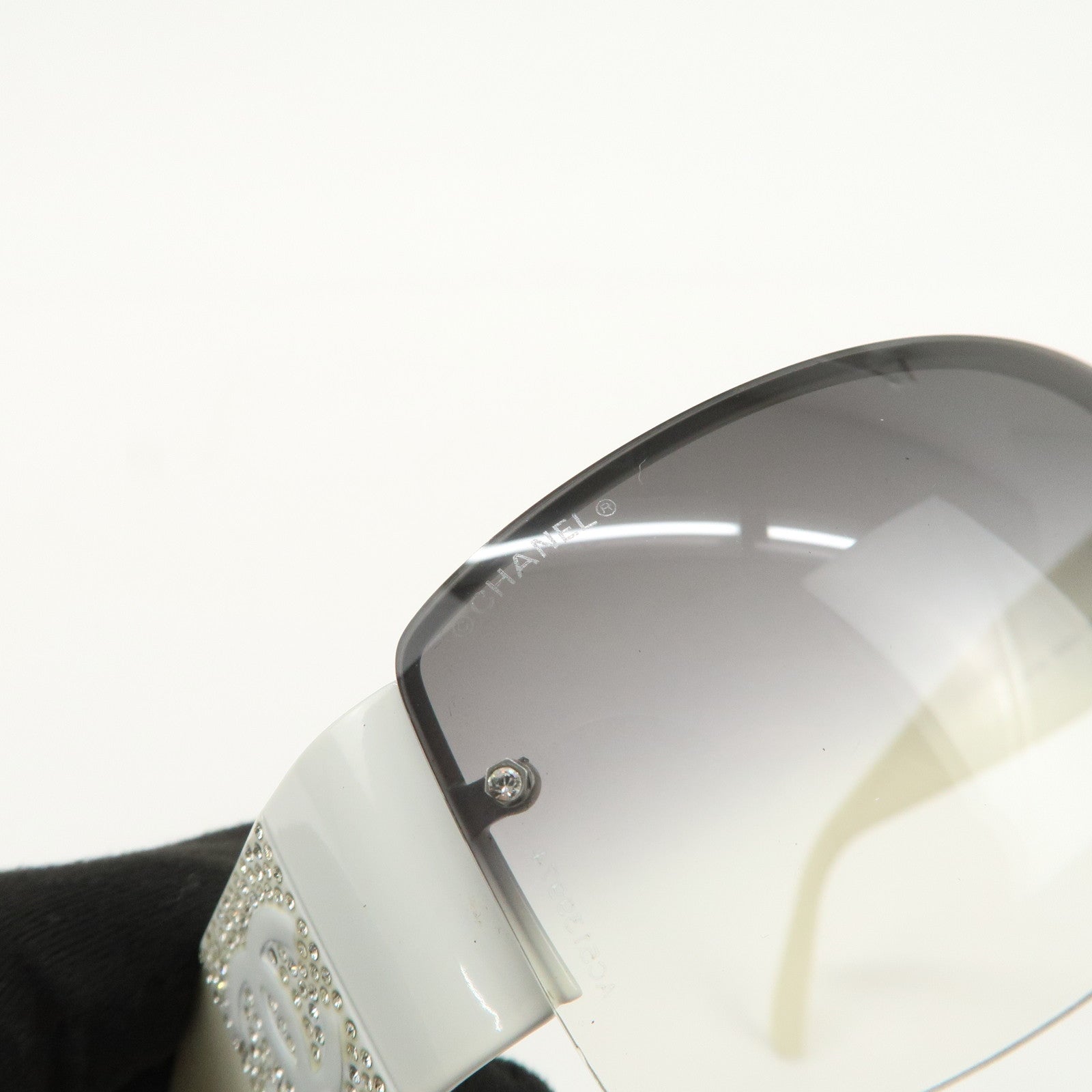 CHANEL Plastic Rhinestone Sunglasses 4117-B c.287/8G 62笆｡16 125