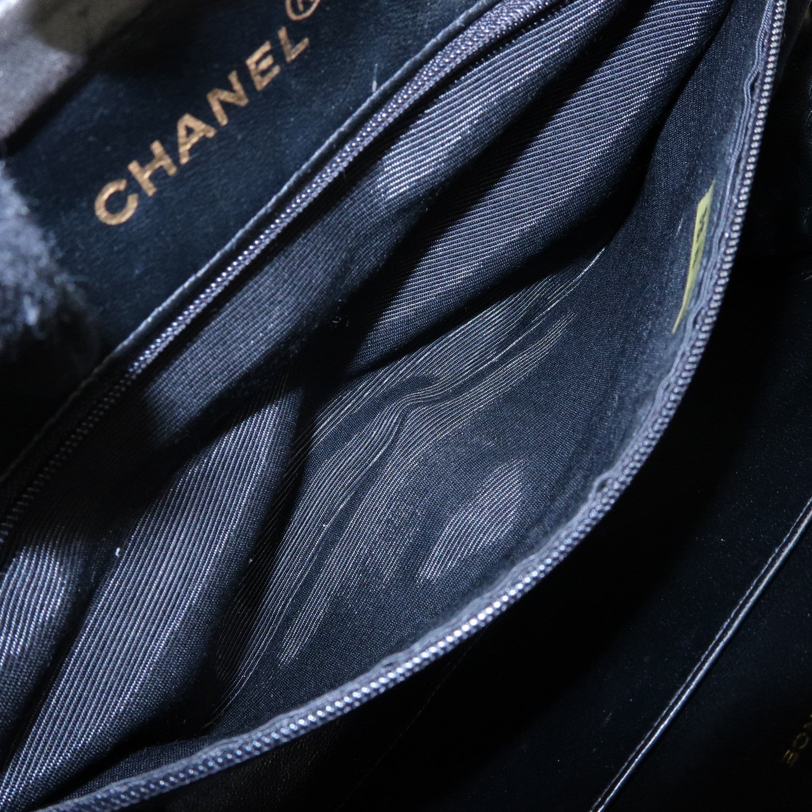 CHANEL Matelasse Lamb Skin Chain Kiss Lock Shoulder Bag Black Gold