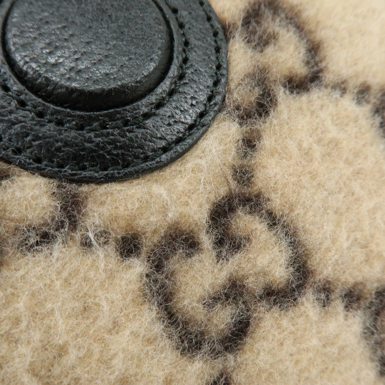 GUCCI GG Wool Leather Waist Pouch Body Bag Beige Black 598181