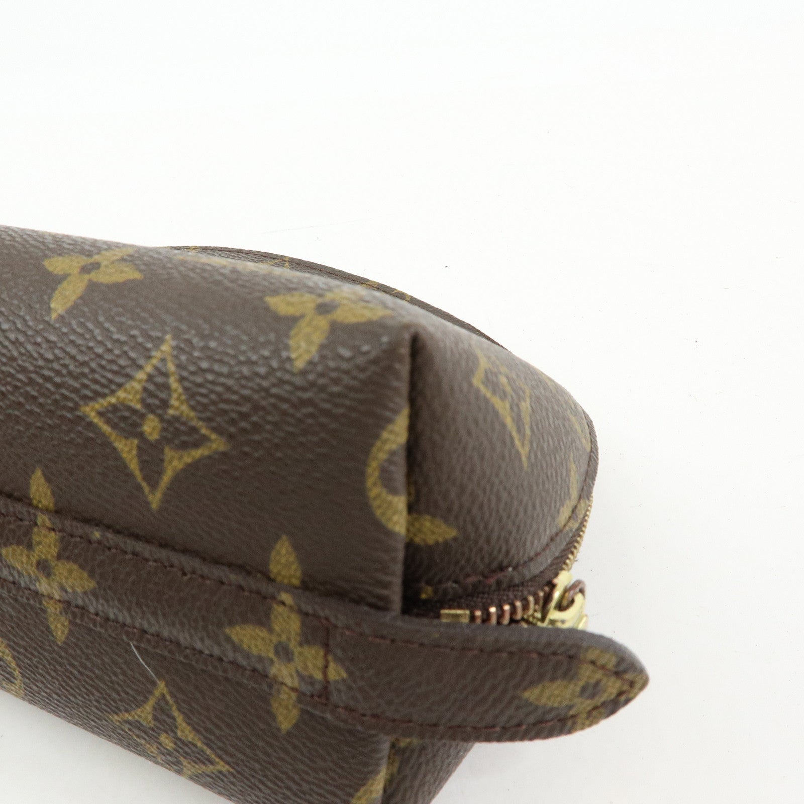 Louis Vuitton Monogram Trousse Demi Ronde Cosmetic Pouch M47520