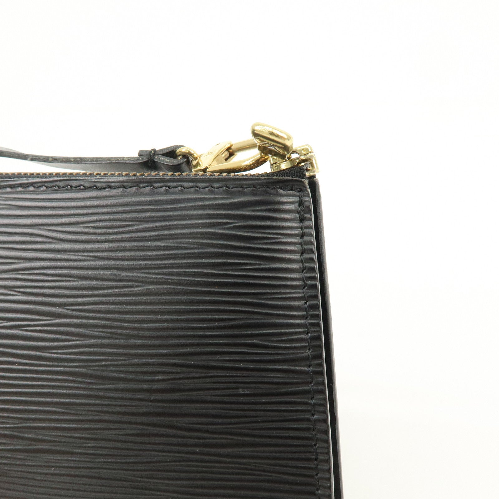 Louis Vuitton Epi Pochette Accessoires Clutch Bag Noir M52942