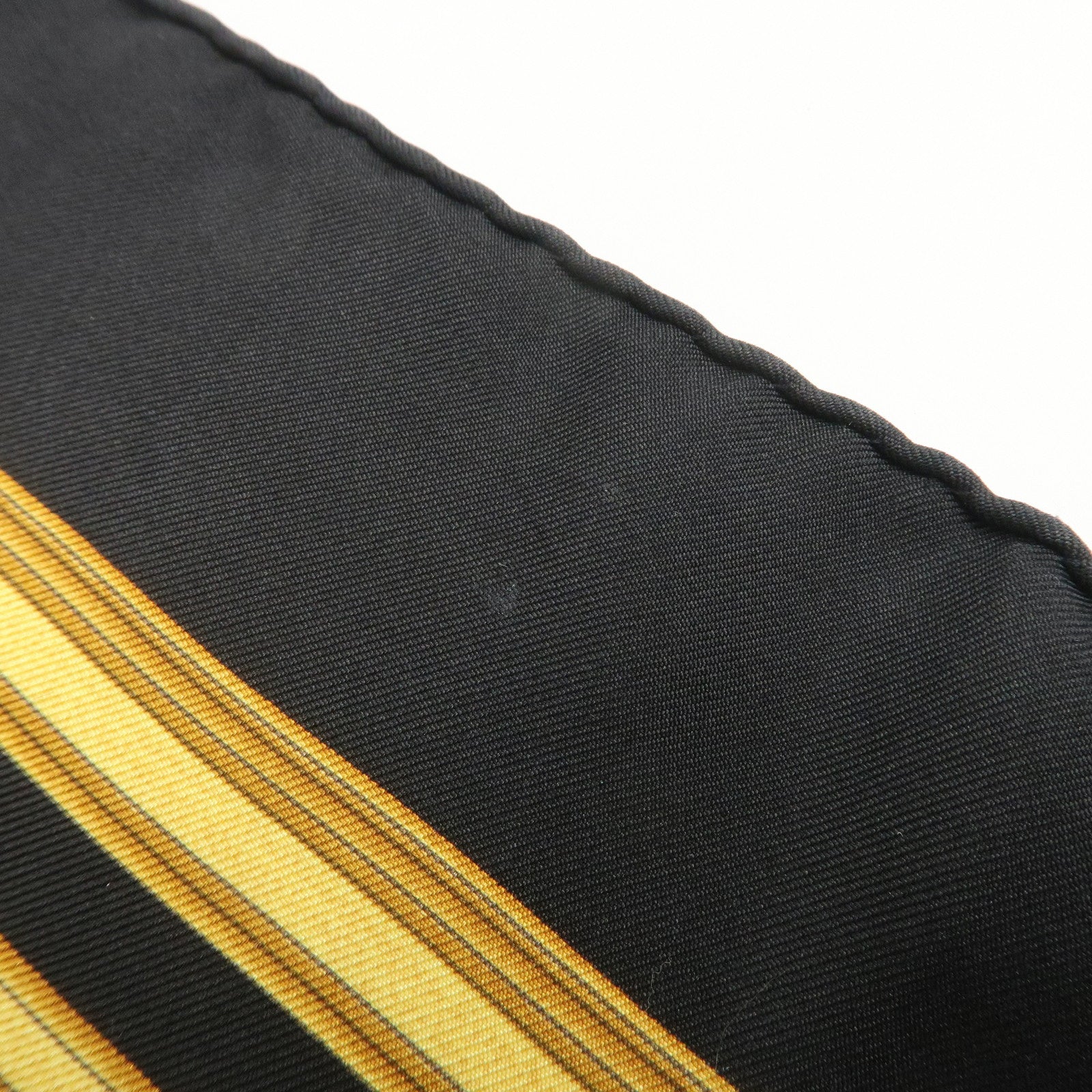 HERMES Carre 90 Silk 100% LES TUILERIES Scarf Black Gold