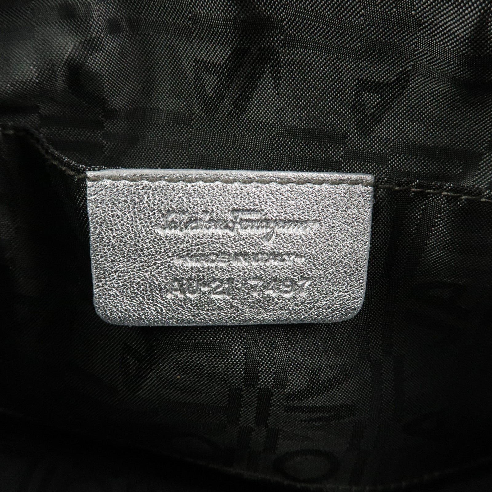 Ferragamo Gancini Logo Leather Shoulder Bag Hand Bag Silver