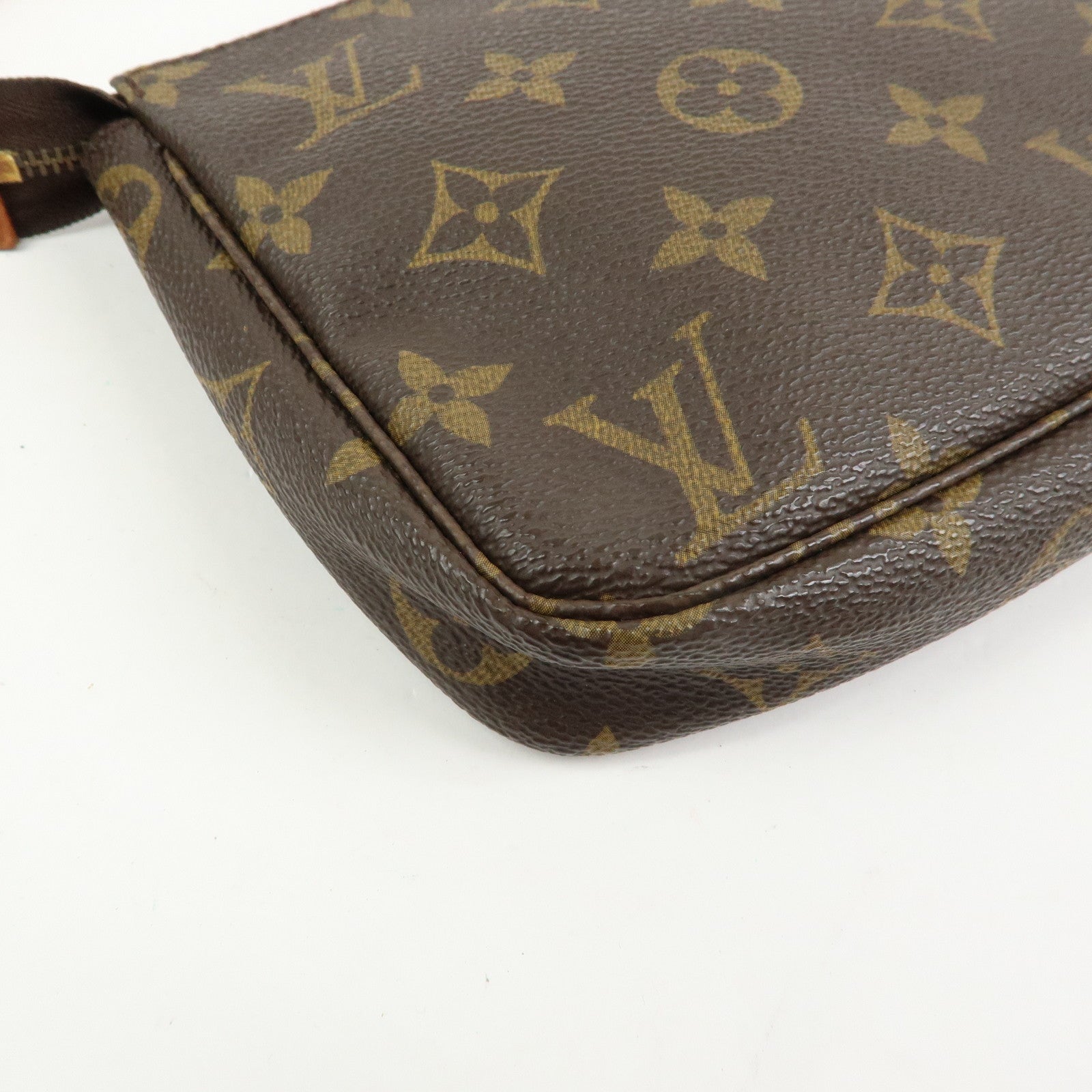 Louis Vuitton Monogram Pochette Accessoires Pouch Hand Bag M51980