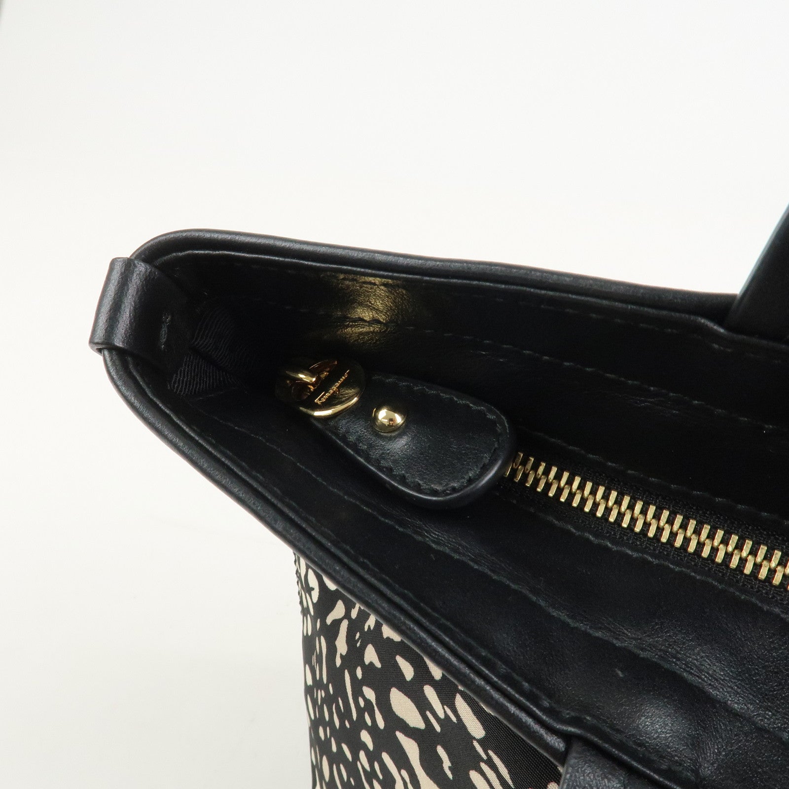 Ferragamo Gancini Nylon Leather Tote Bag Hand Bag Leopard Black