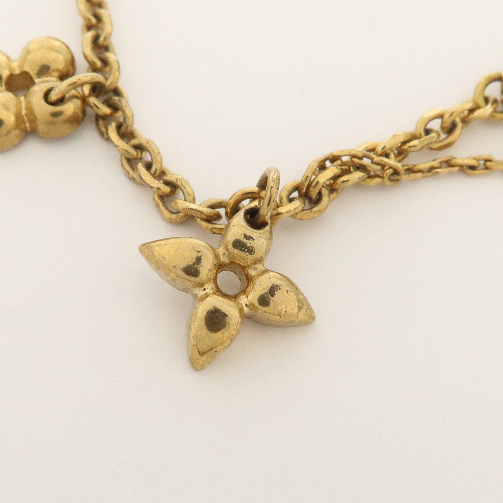 Louis Vuitton Monogram Metal Blooming Bracelet Gold M64858