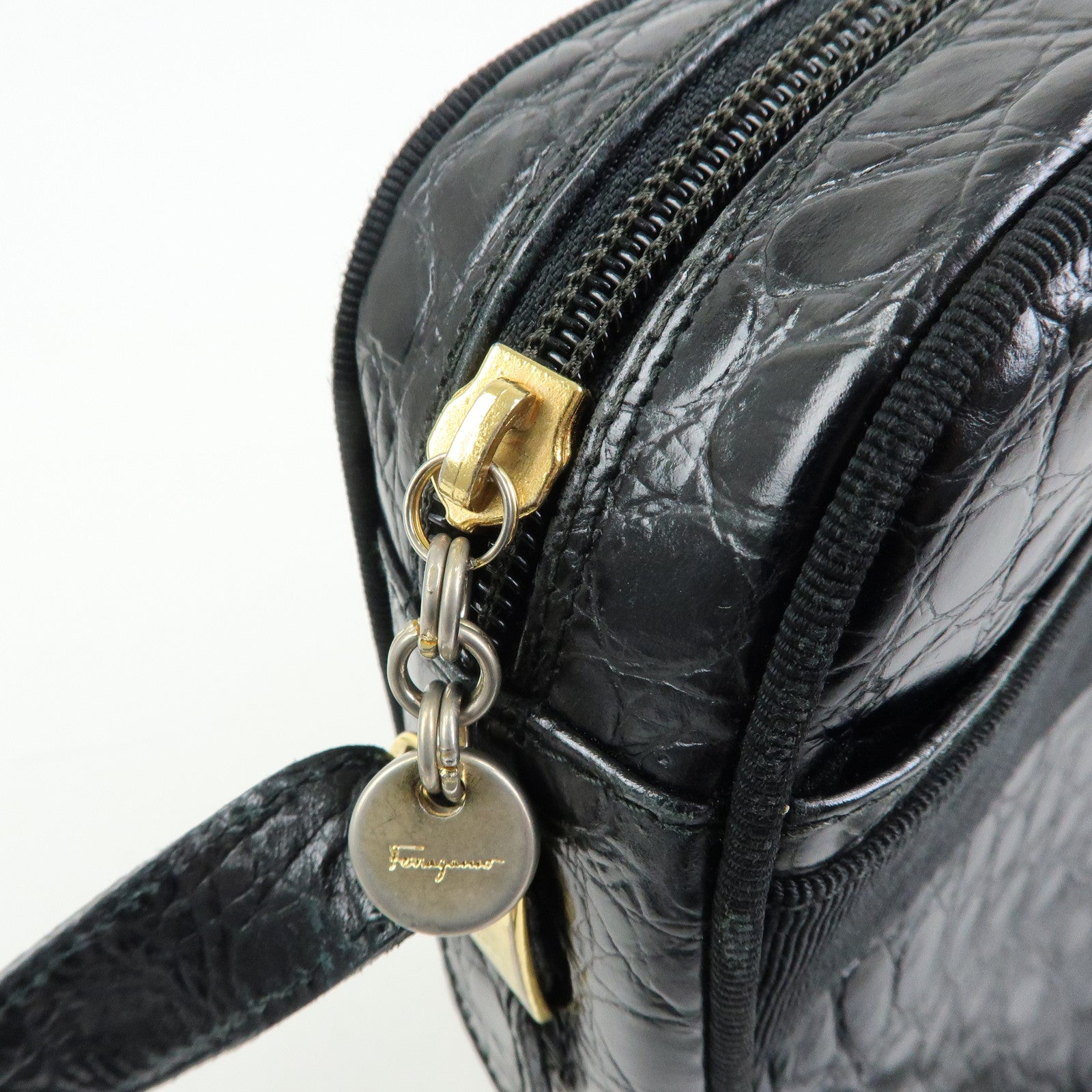 Ferragamo Vara Embossed Leather Shoulder Bag Crossbody Bag Black