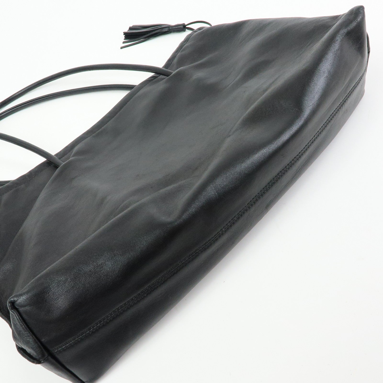 GUCCI Nappa Leather Tassel Tote Shoulder Bag Black 001・4331・001998