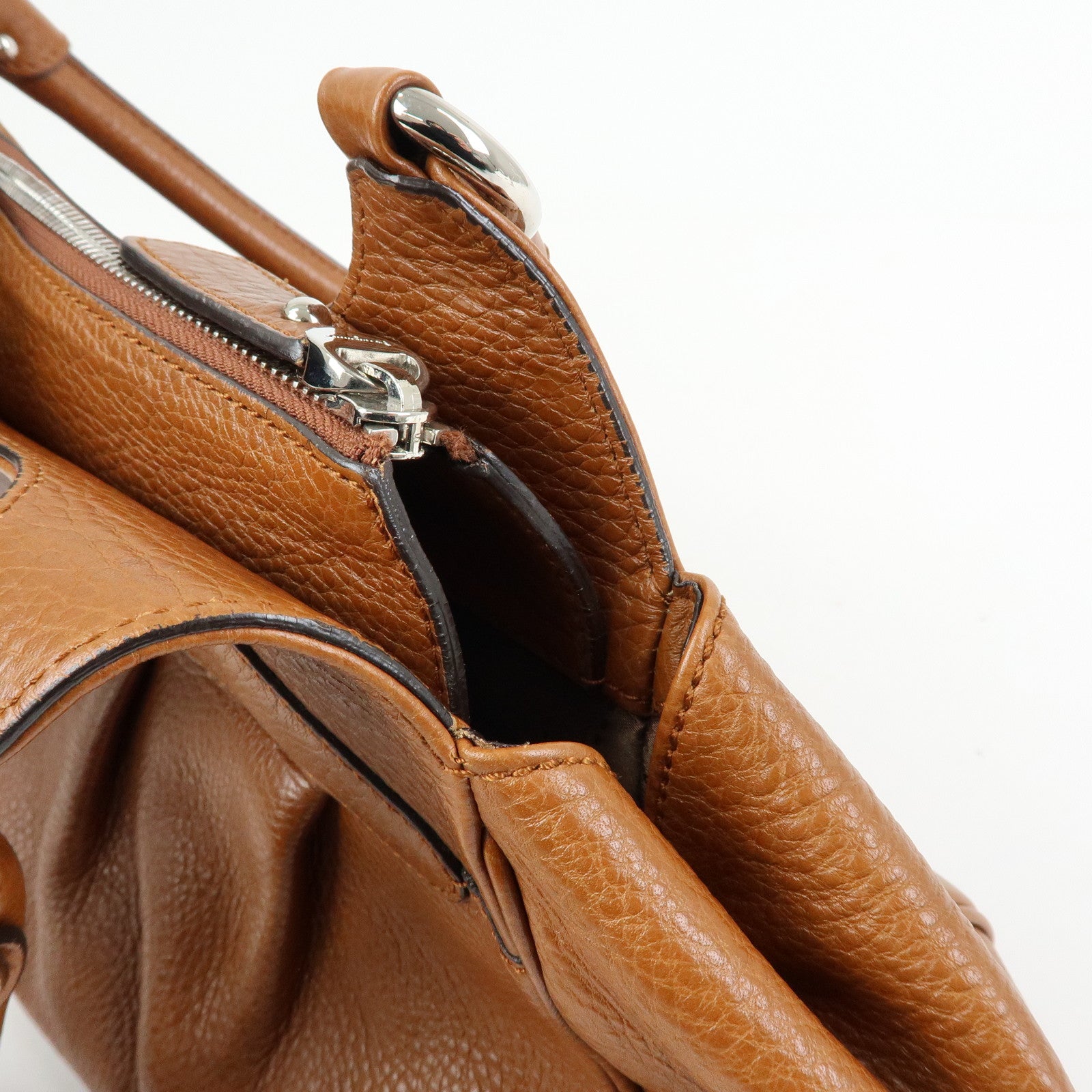 Ferragamo Gancini Leather Pleated Shoulder Bag Hand Bag Brown