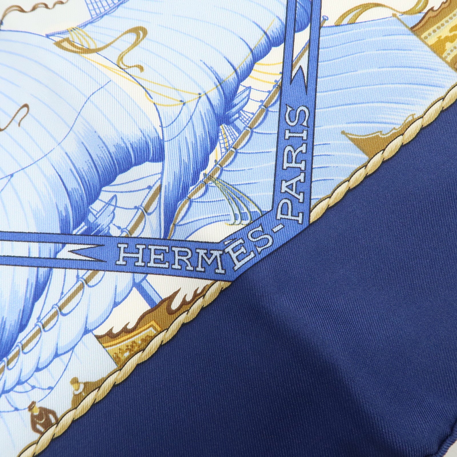HERMES Carre 90 Silk 100% Scarf Au-dela des cinq mers Navy White