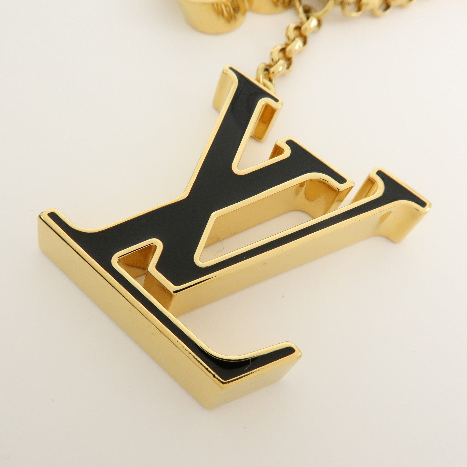 Louis Vuitton Fleur de Monogram Metal Bag Charm Key Charm M01652